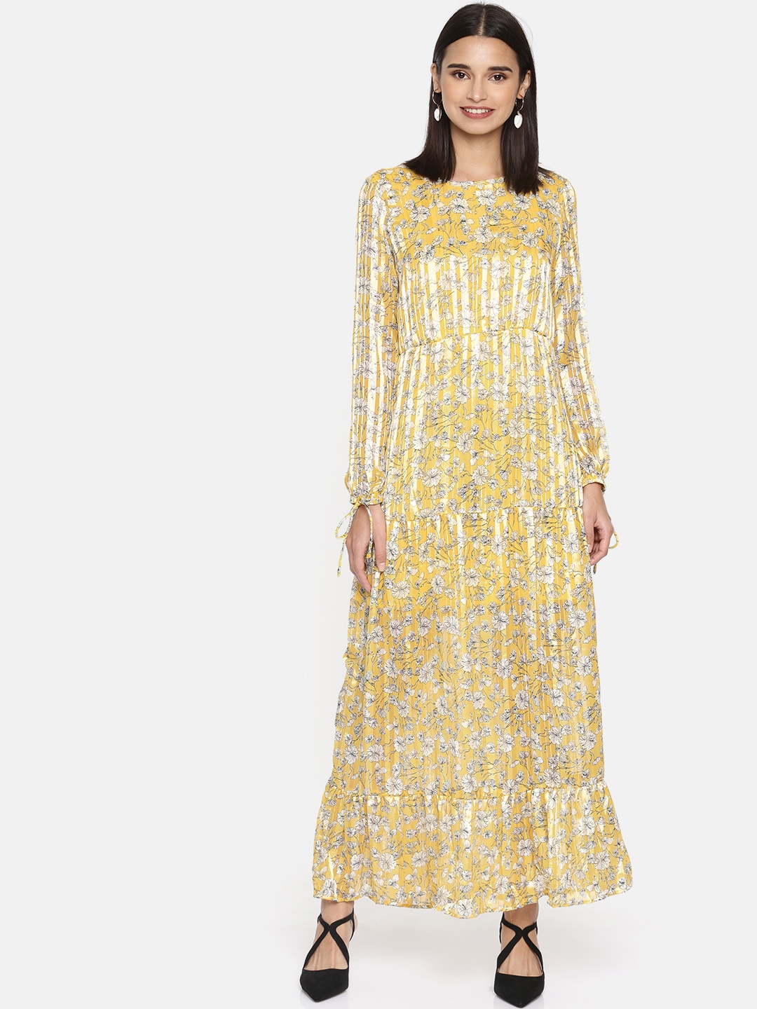 

Vero Moda Women Yellow Printed Maxi Dress