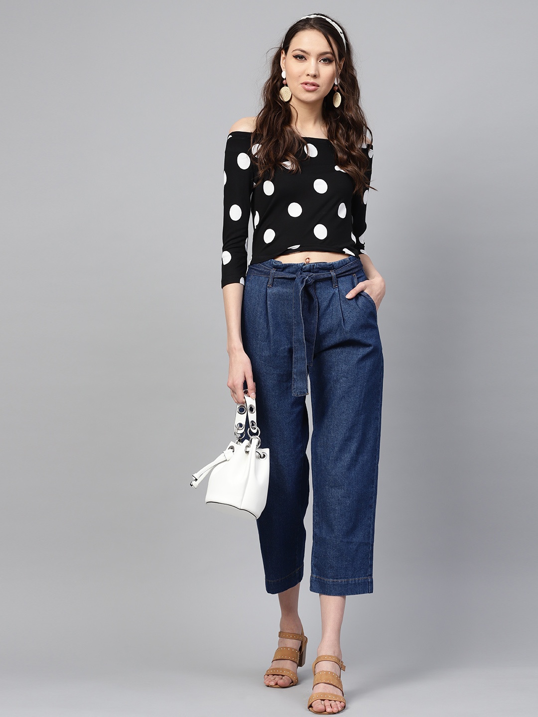 

SASSAFRAS Women Black Printed Bardot Crop Top