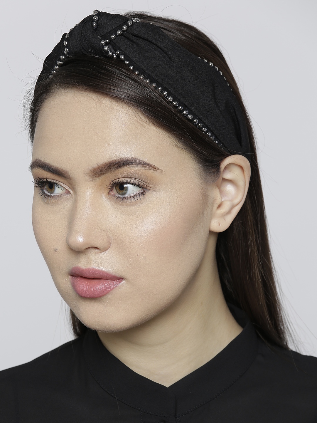 

Bellofox Black Embellished Hairband