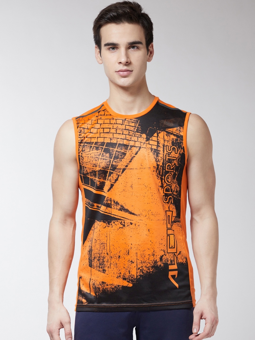 

Alcis Men Orange & Black Printed Round Neck Training T-shirt