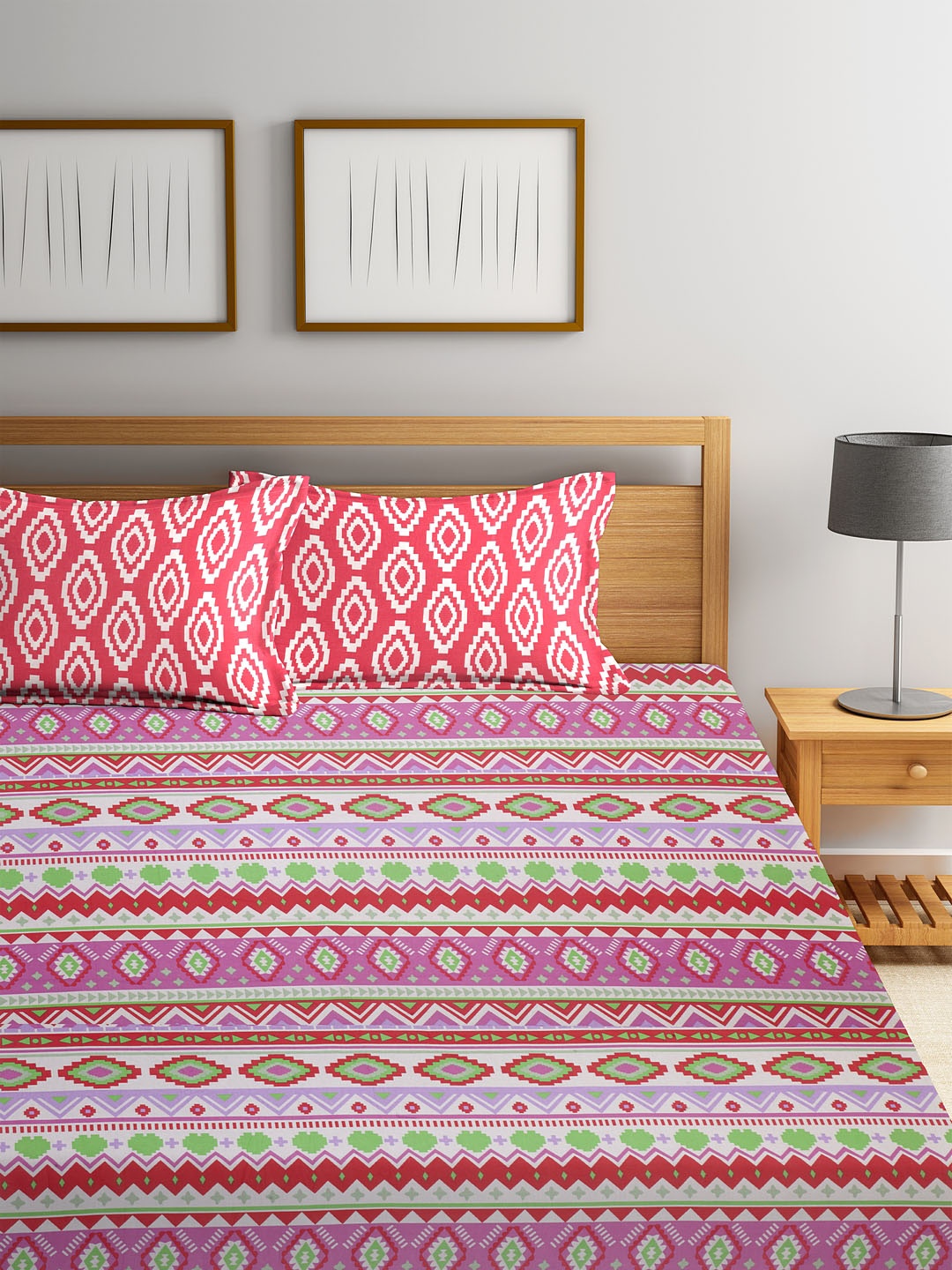 

CORE Designed by SPACES Multicoloured Geometric 144 TC Cotton 1 Queen Bedsheet with 2 Pillow Covers, Multi