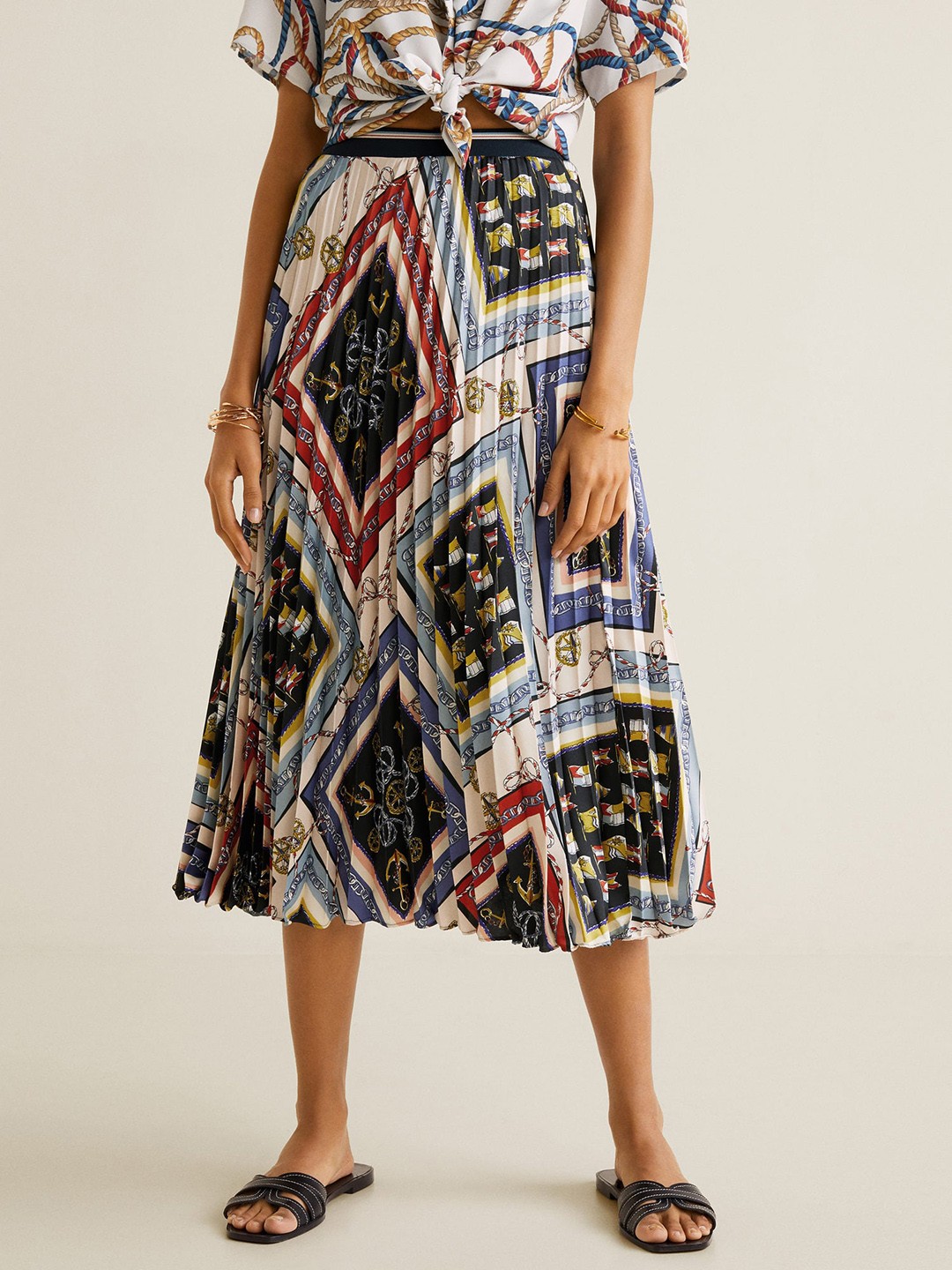 

MANGO Women Off-White & Black Accordion Pleat Printed A-Line Skirt