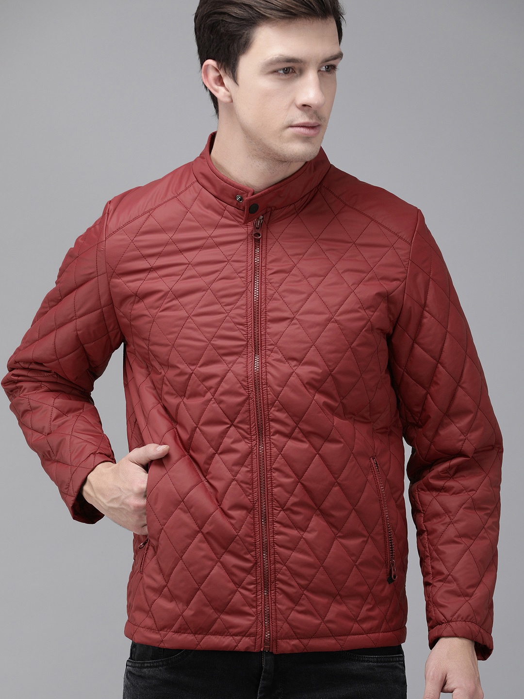 

The Roadster Lifestyle Co Men Maroon Solid Quilted Jacket