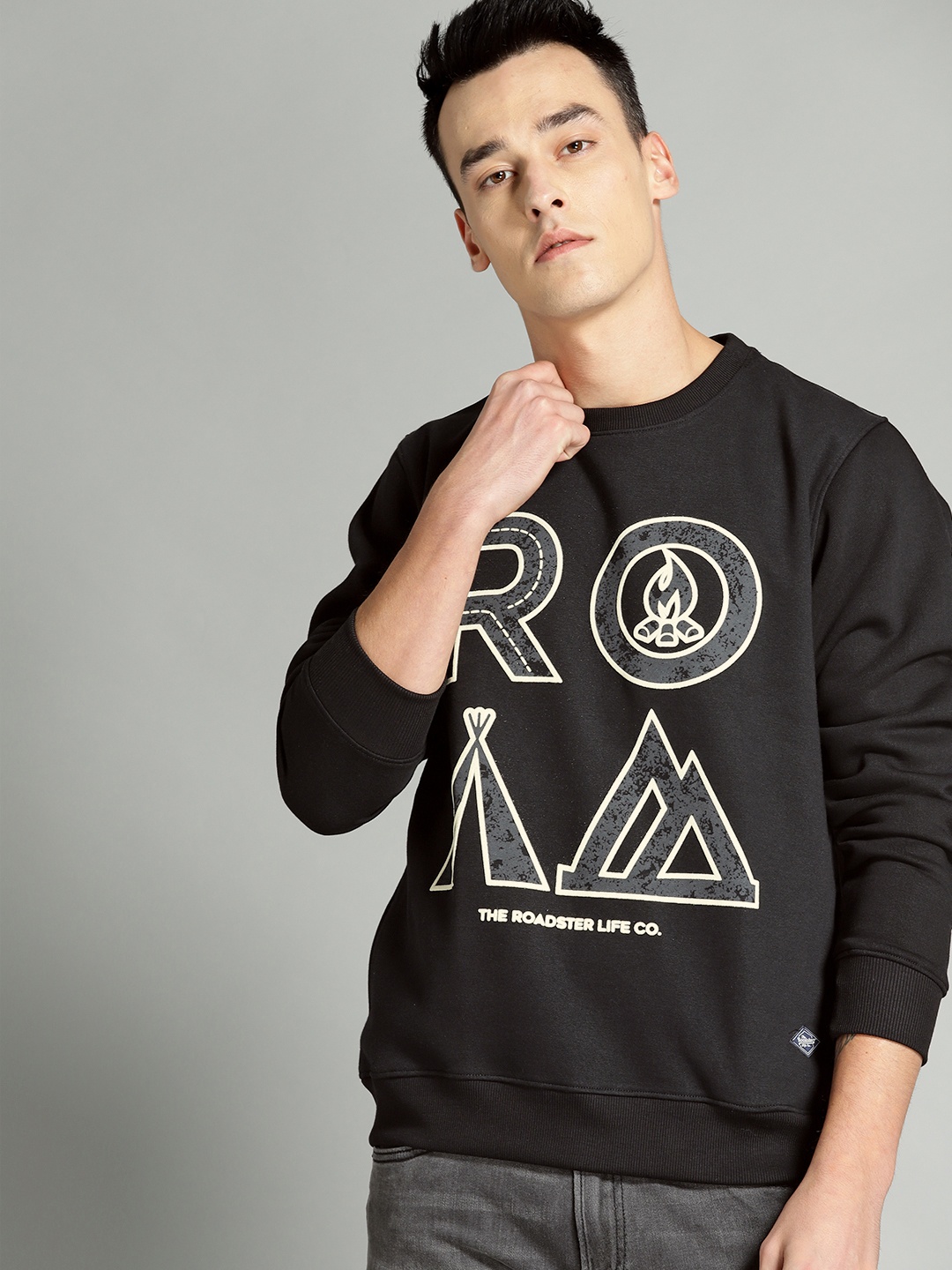 

The Roadster Lifestyle Co Men Black & Off-White Printed Sweatshirt