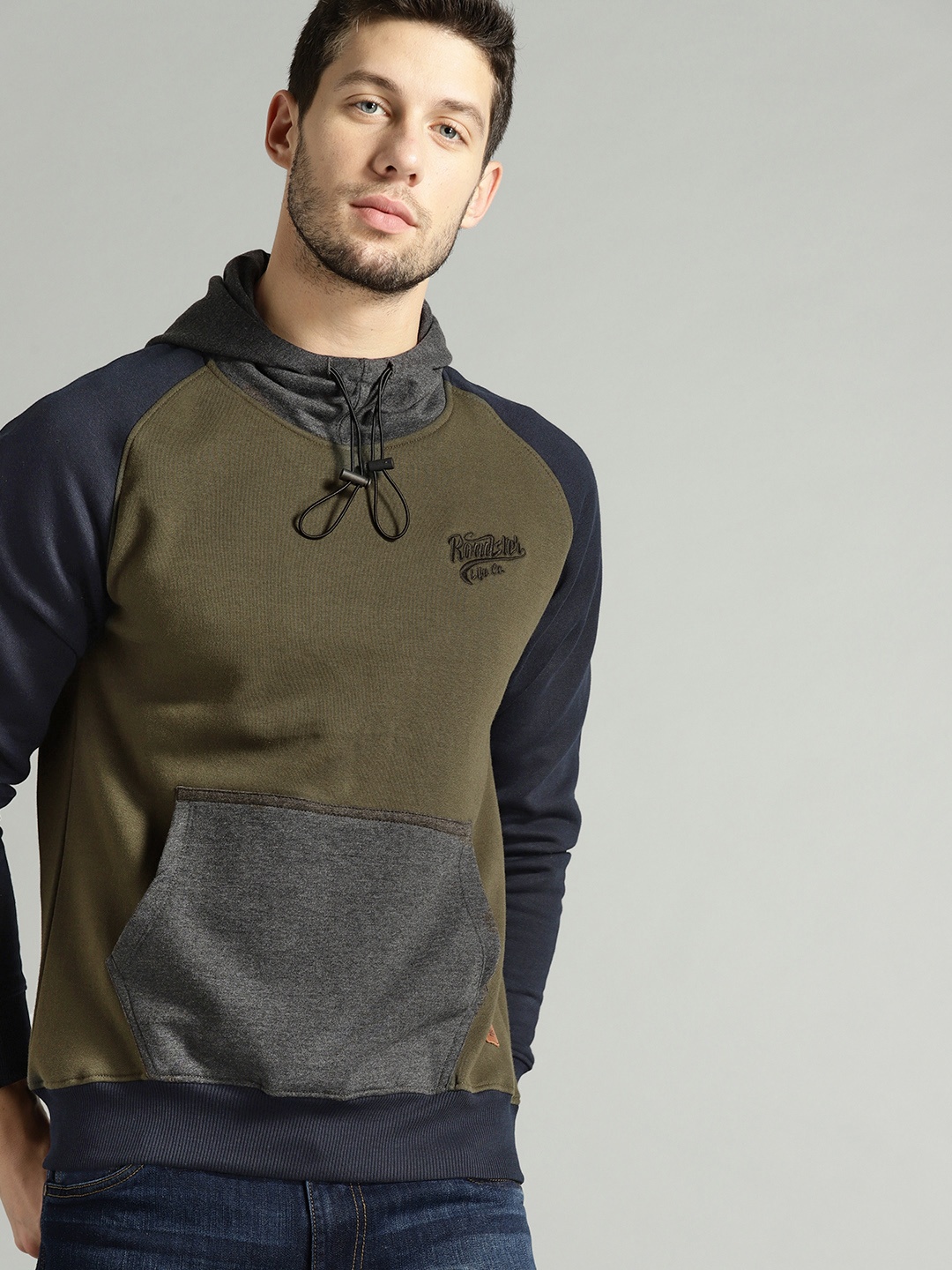 

The Roadster Lifestyle Co Men Olive Green & Charcoal Grey Colourblocked Hooded Sweatshirt