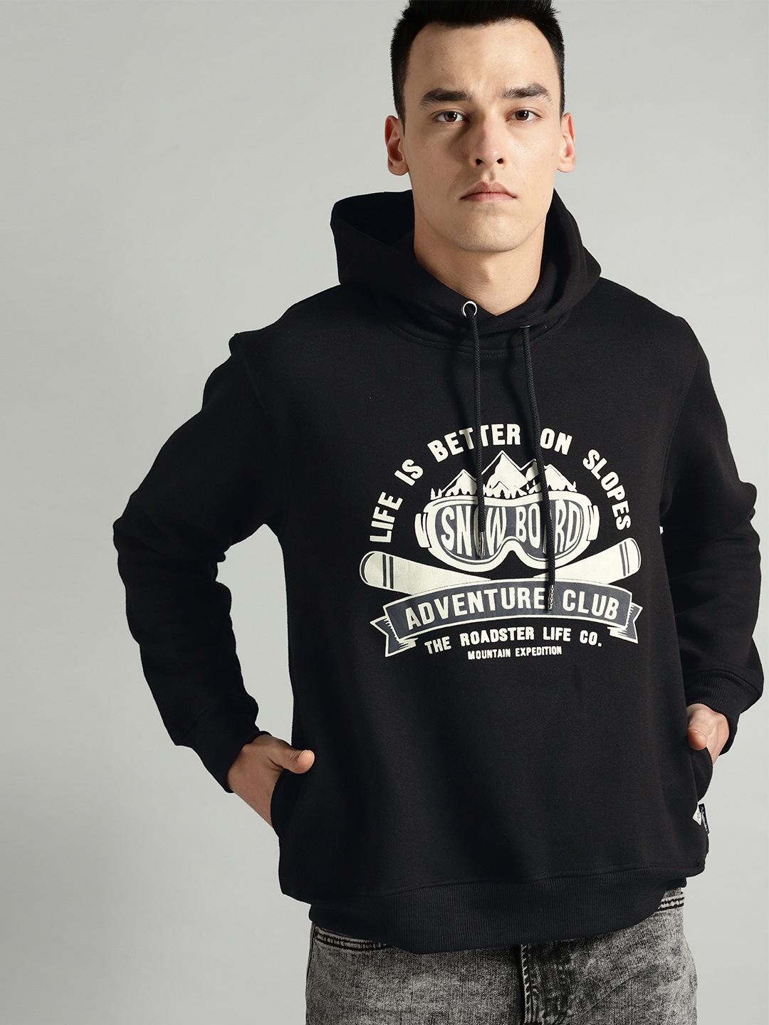 

The Roadster Lifestyle Co Men Black & White Printed Hooded Sweatshirt