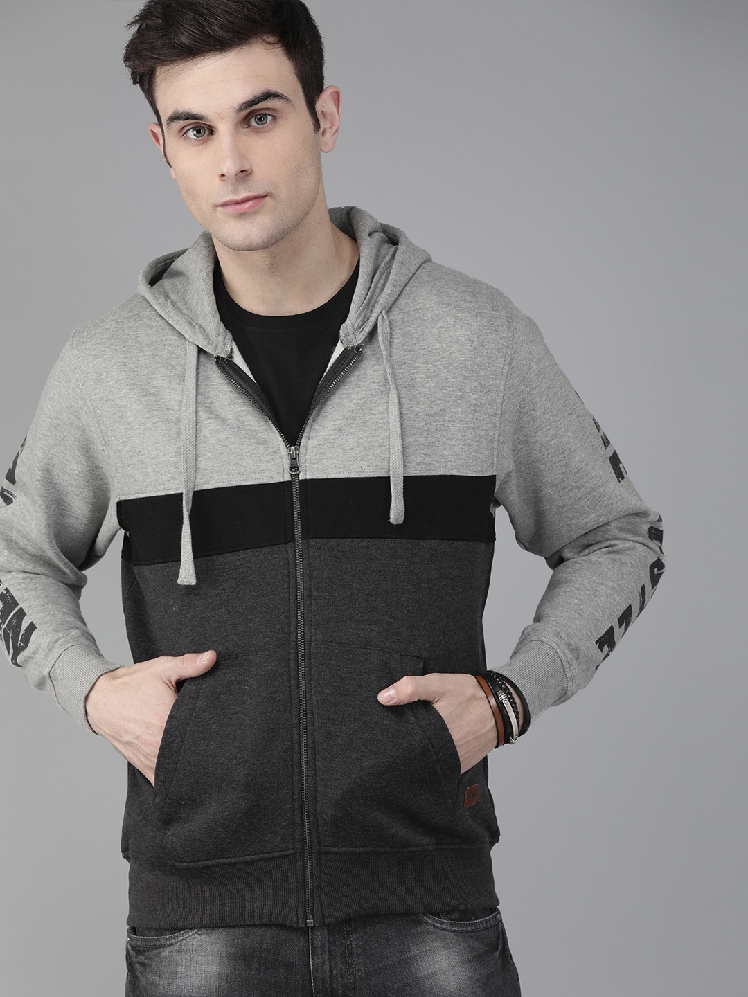 

The Roadster Lifestyle Co Men Grey Colourblocked Hooded Sweatshirt