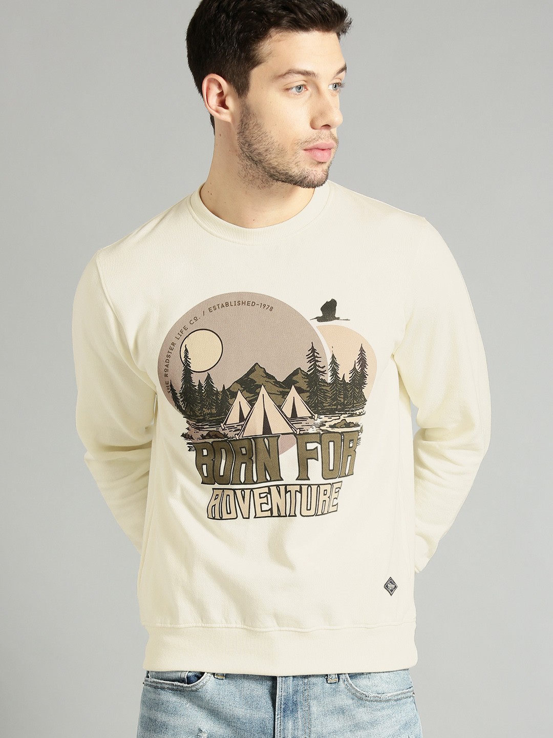 

The Roadster Lifestyle Co Men Off-White & Taupe Printed Sweatshirt