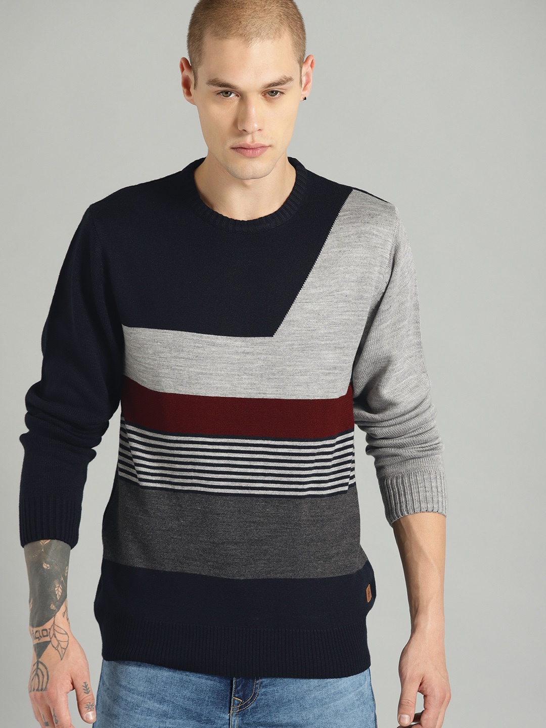 

The Roadster Lifestyle Co Men Navy Blue & Grey Striped Sweater
