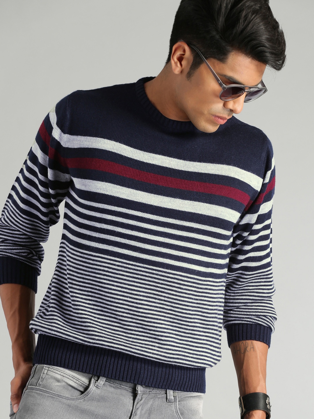 

The Roadster Lifestyle Co Men Navy Blue & White Striped Sweater