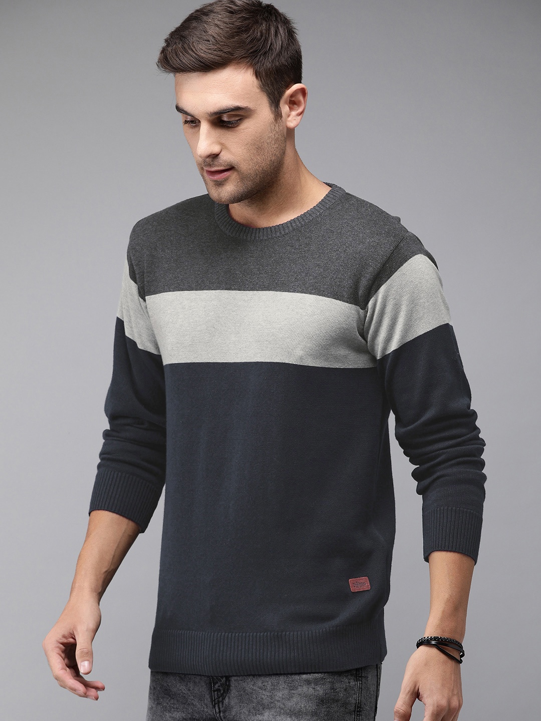 

The Roadster Lifestyle Co Men Navy Blue & Grey Colourblocked Pullover Sweater