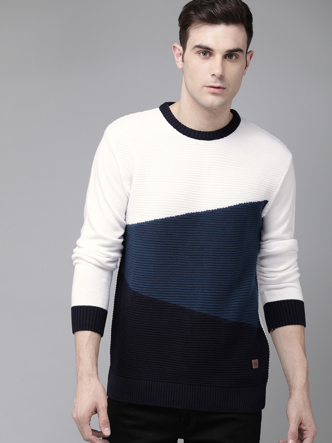 

The Roadster Lifestyle Co Men White & Blue Colourblocked Pullover Sweater
