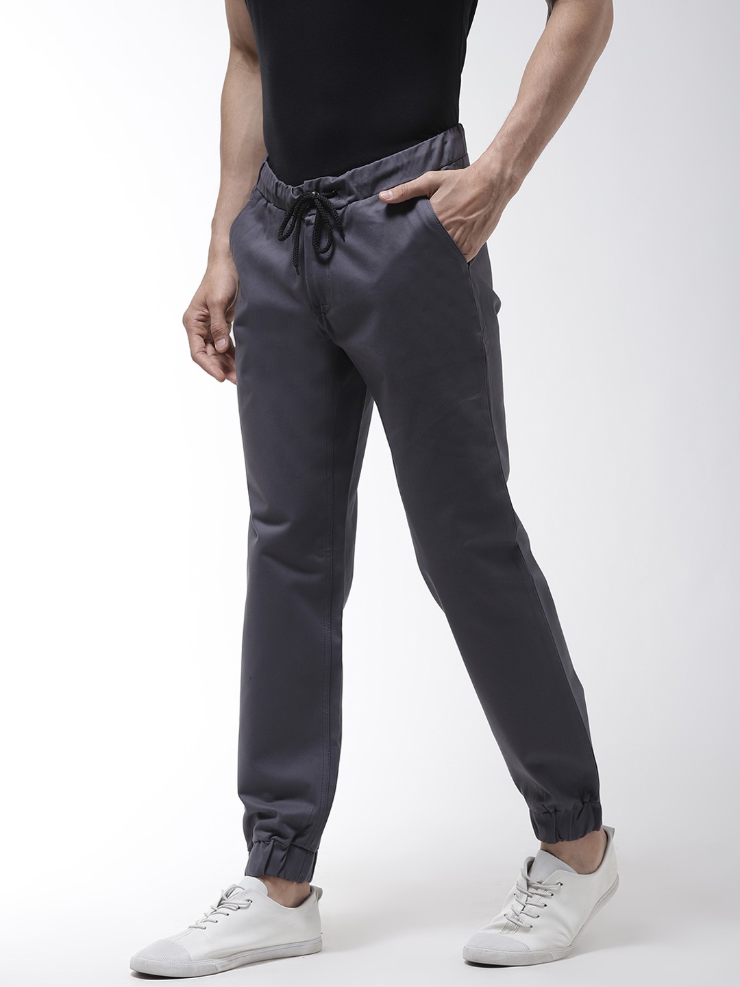 

Hubberholme Men Grey Slim Fit Solid Joggers