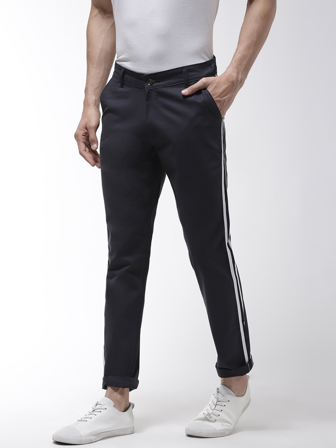 

Hubberholme Men Navy Blue Slim Fit Solid Chinos
