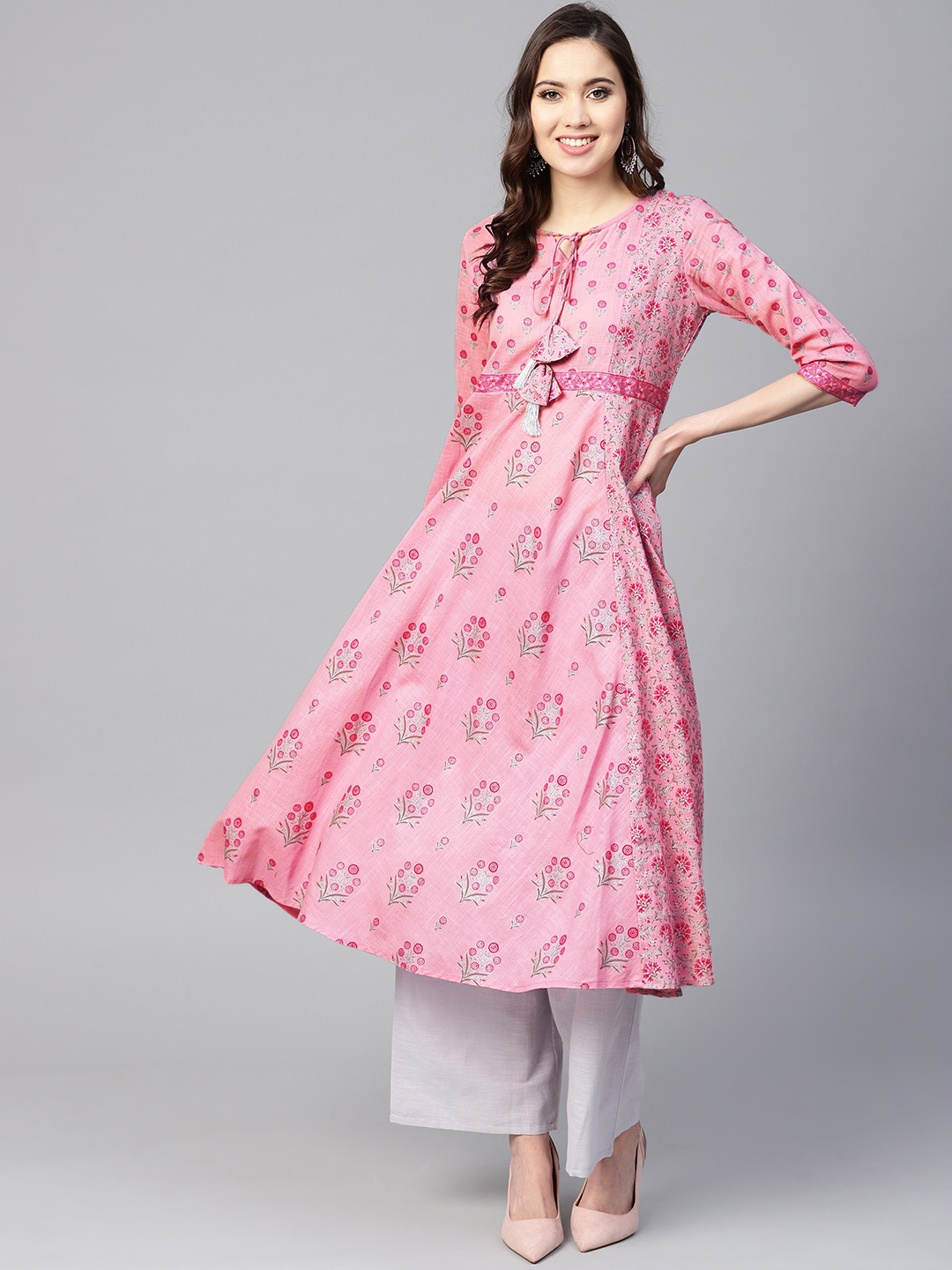 

Yuris Women Pink Printed Panelled A-Line Kurta
