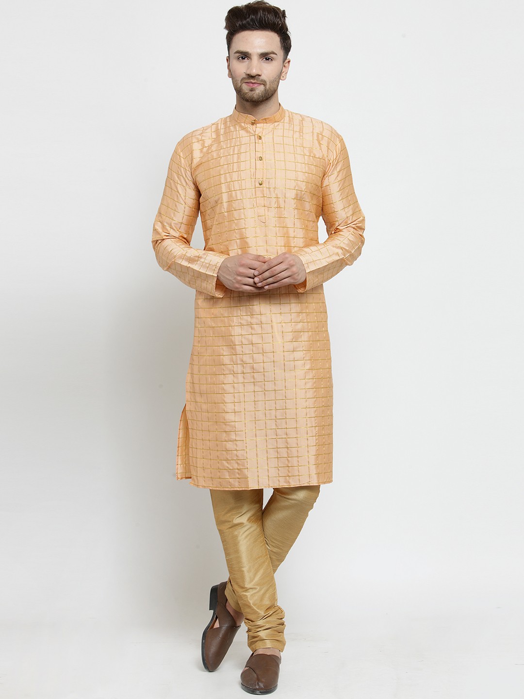

SOJANYA Men Peach-Coloured & Gold-Toned Self Design Kurta with Churidar