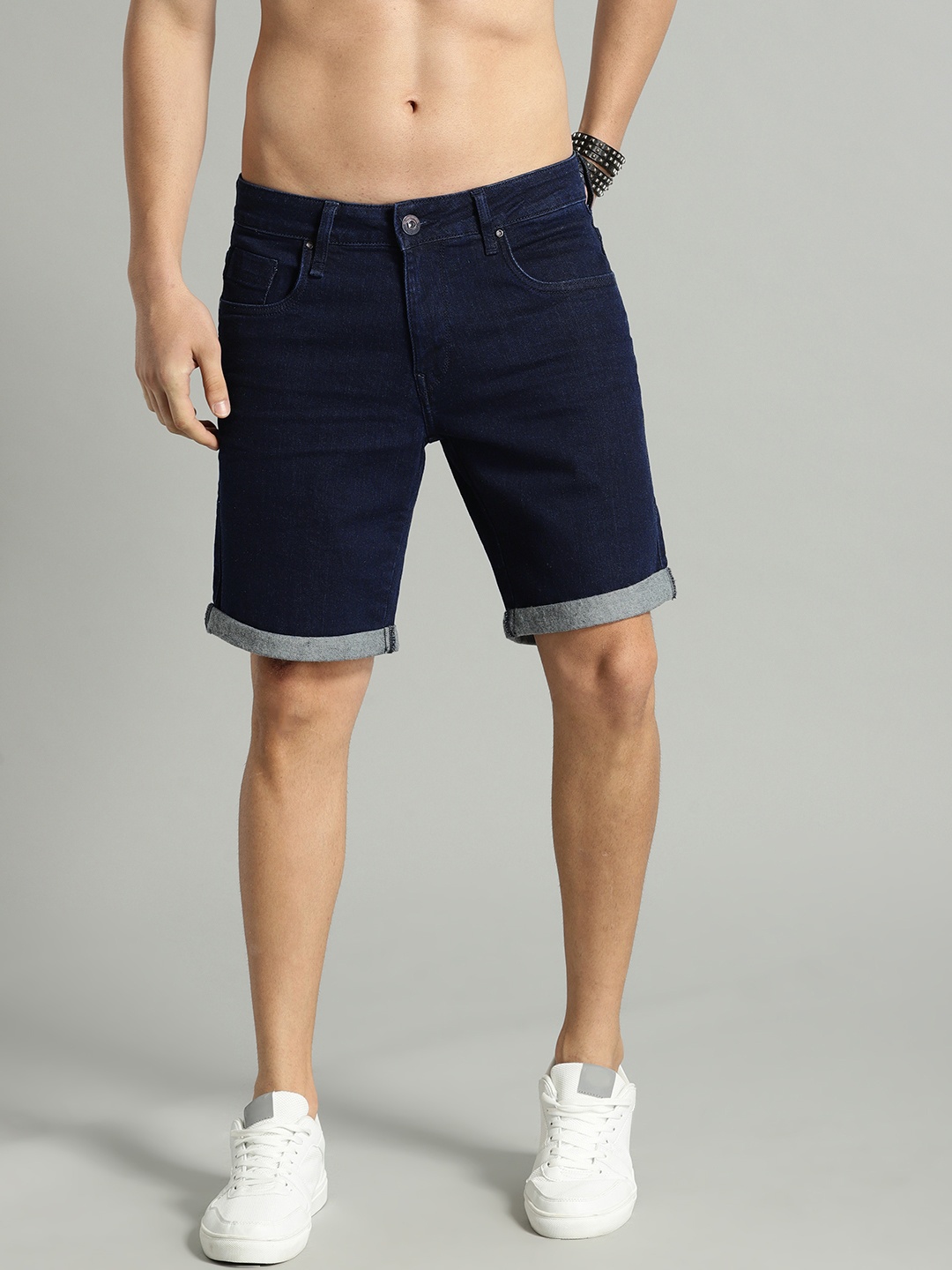 

The Roadster Lifestyle Co Men Navy Blue Solid Slim Fit Denim Shorts