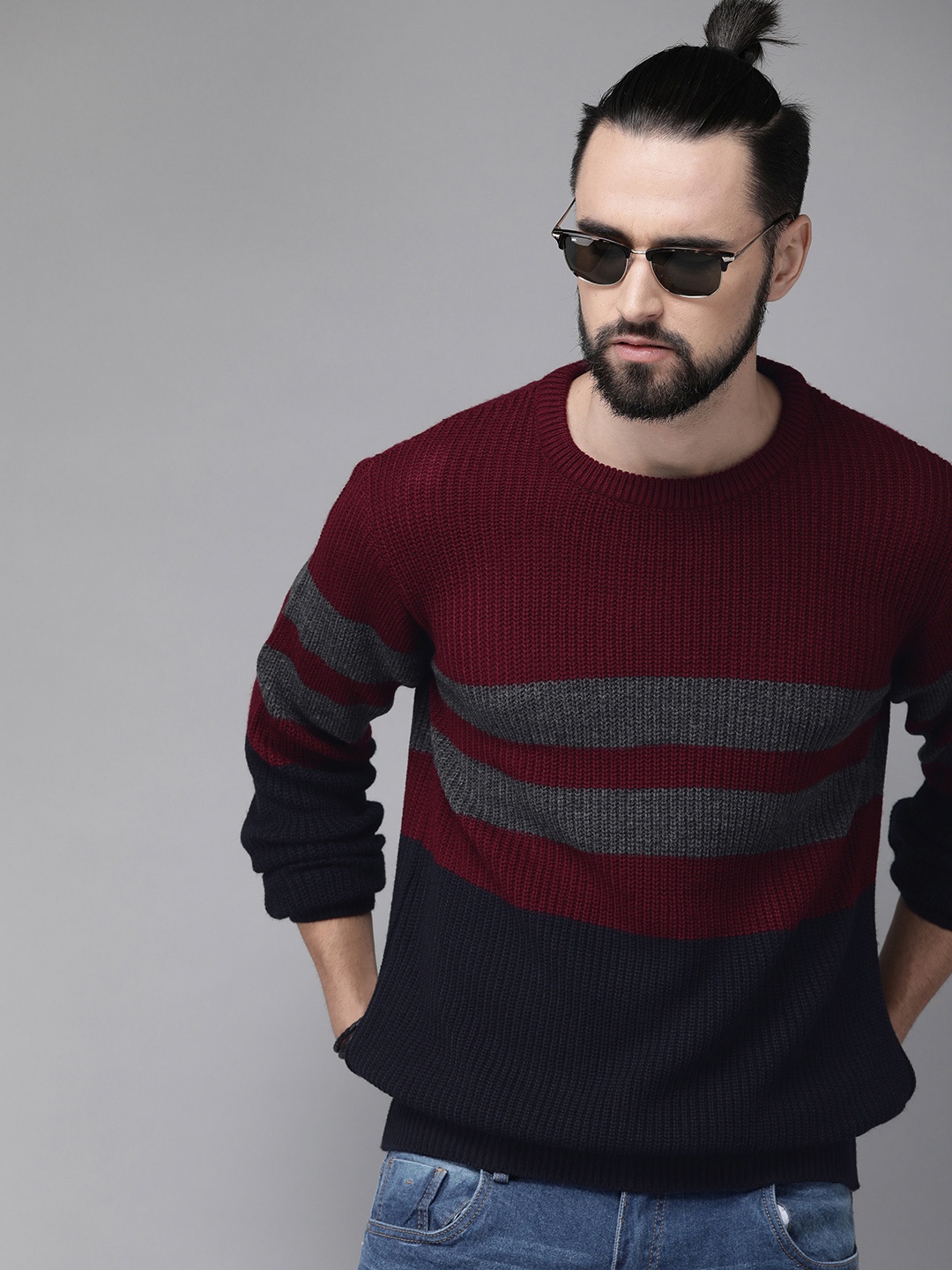 

The Roadster Lifestyle Co Men Maroon & Black Colourblocked Acrylic Sweater