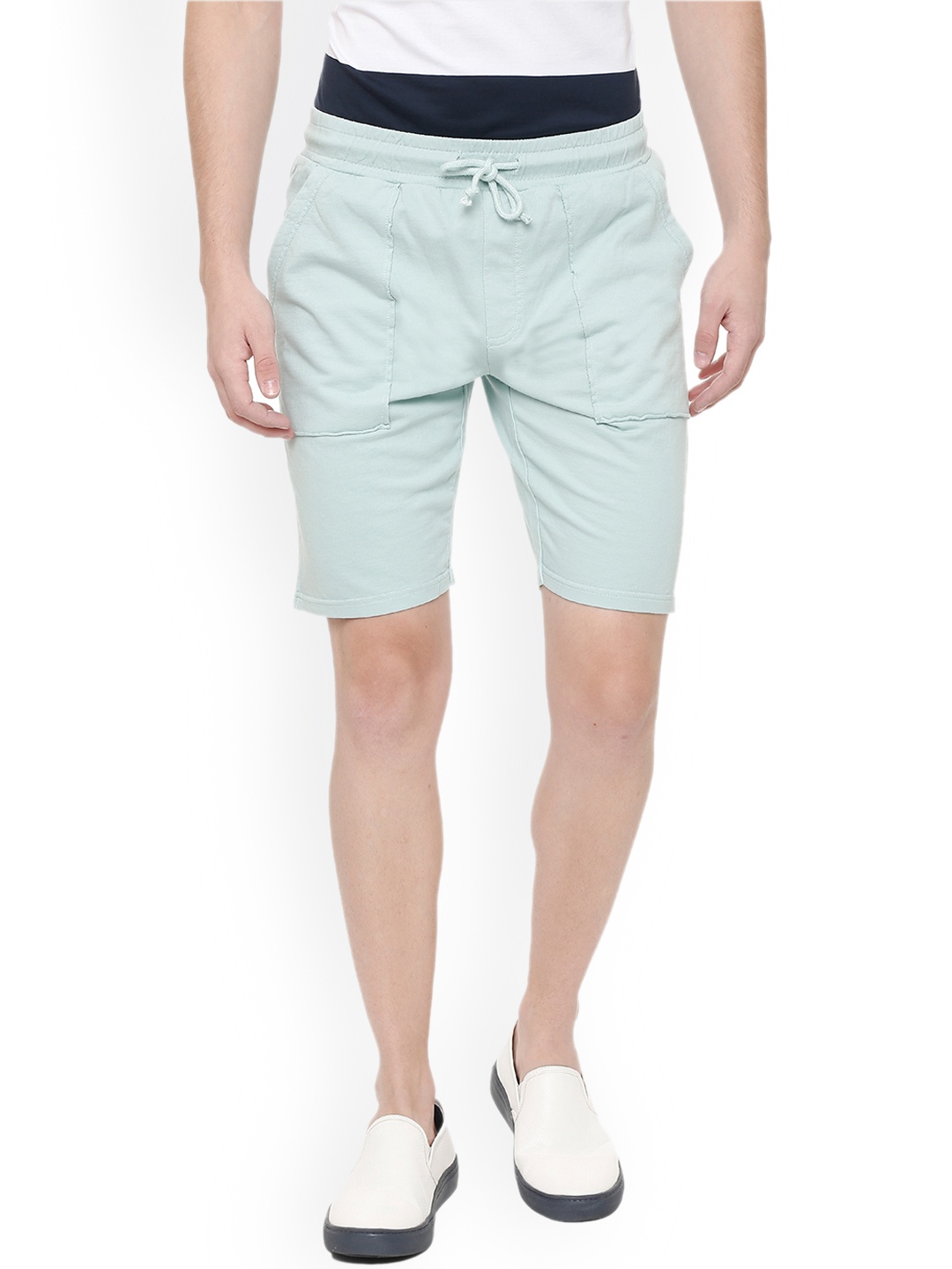 

People Men Blue Solid Regular Fit Regular Shorts