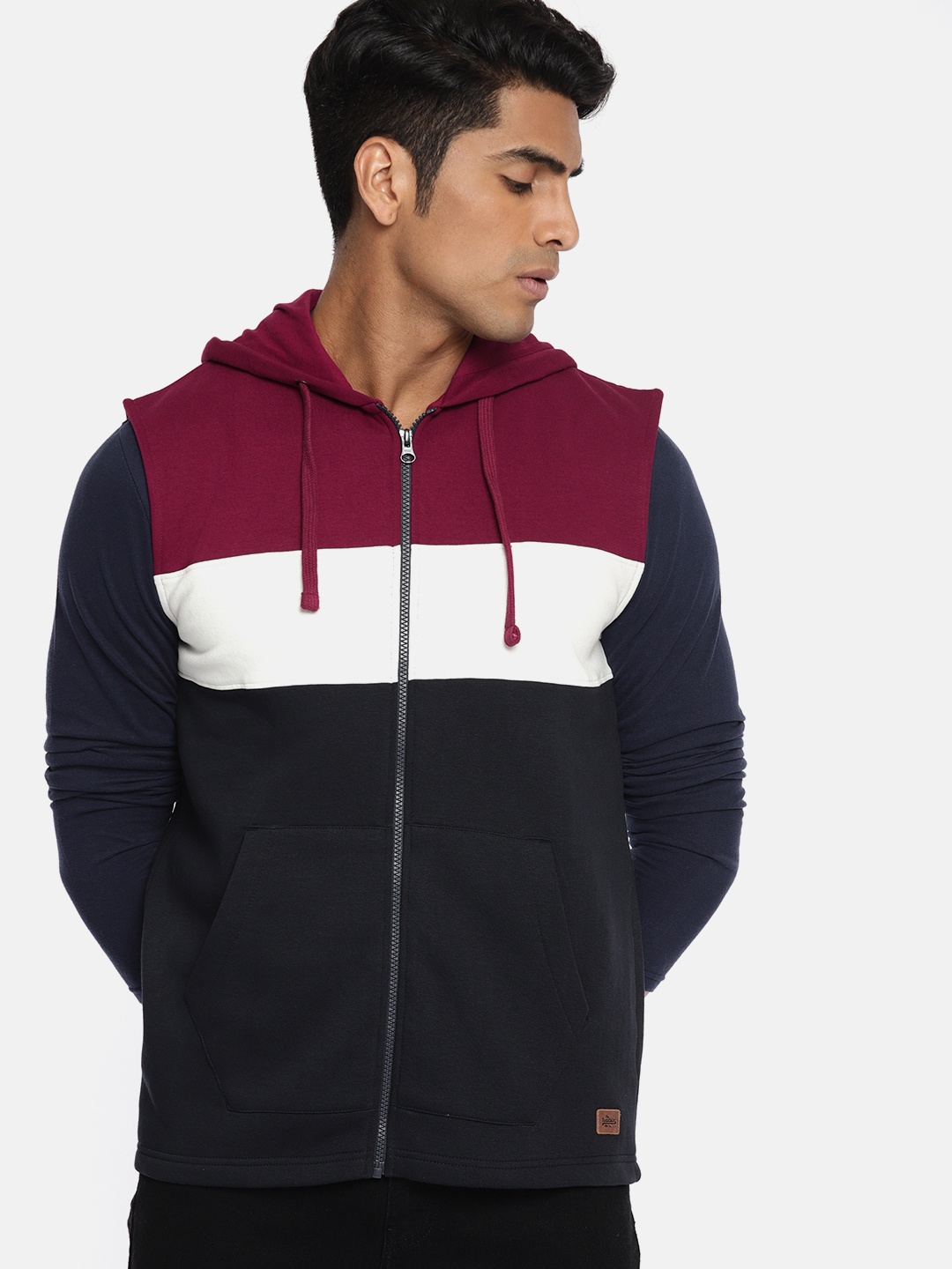 

The Roadster Lifestyle Co Men Navy & Maroon Colourblocked Sleeveless Hooded Sweatshirt, Navy blue