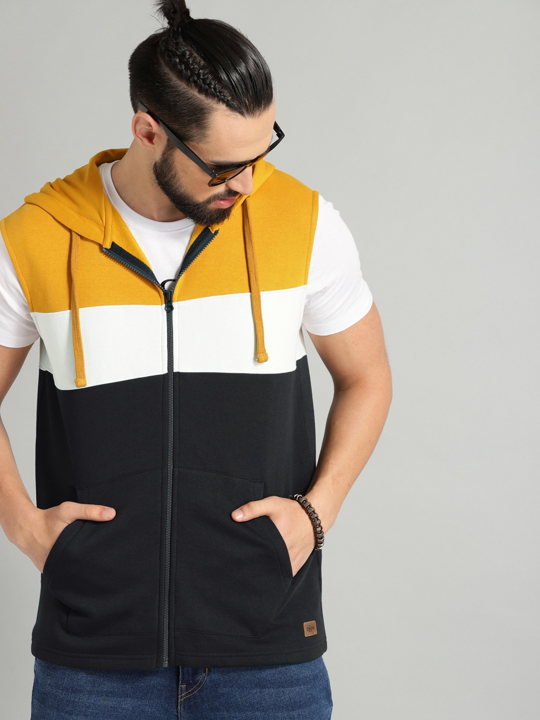 

Roadster Men Navy Blue & Mustard Yellow Colourblocked Hooded Sweatshirt