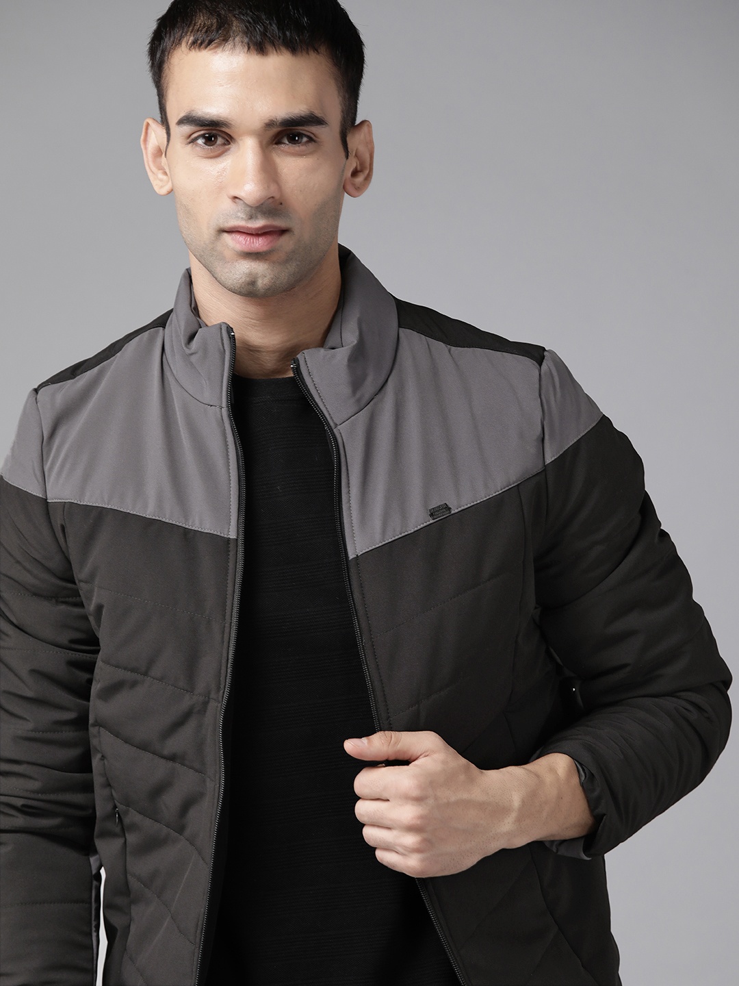 

Roadster Men Grey Colourblocked Padded Jacket, Charcoal