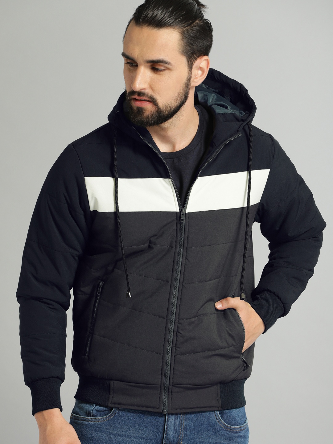 

The Roadster Lifestyle Co Men Charcoal Grey & White Colourblock Hooded Puffer Jacket