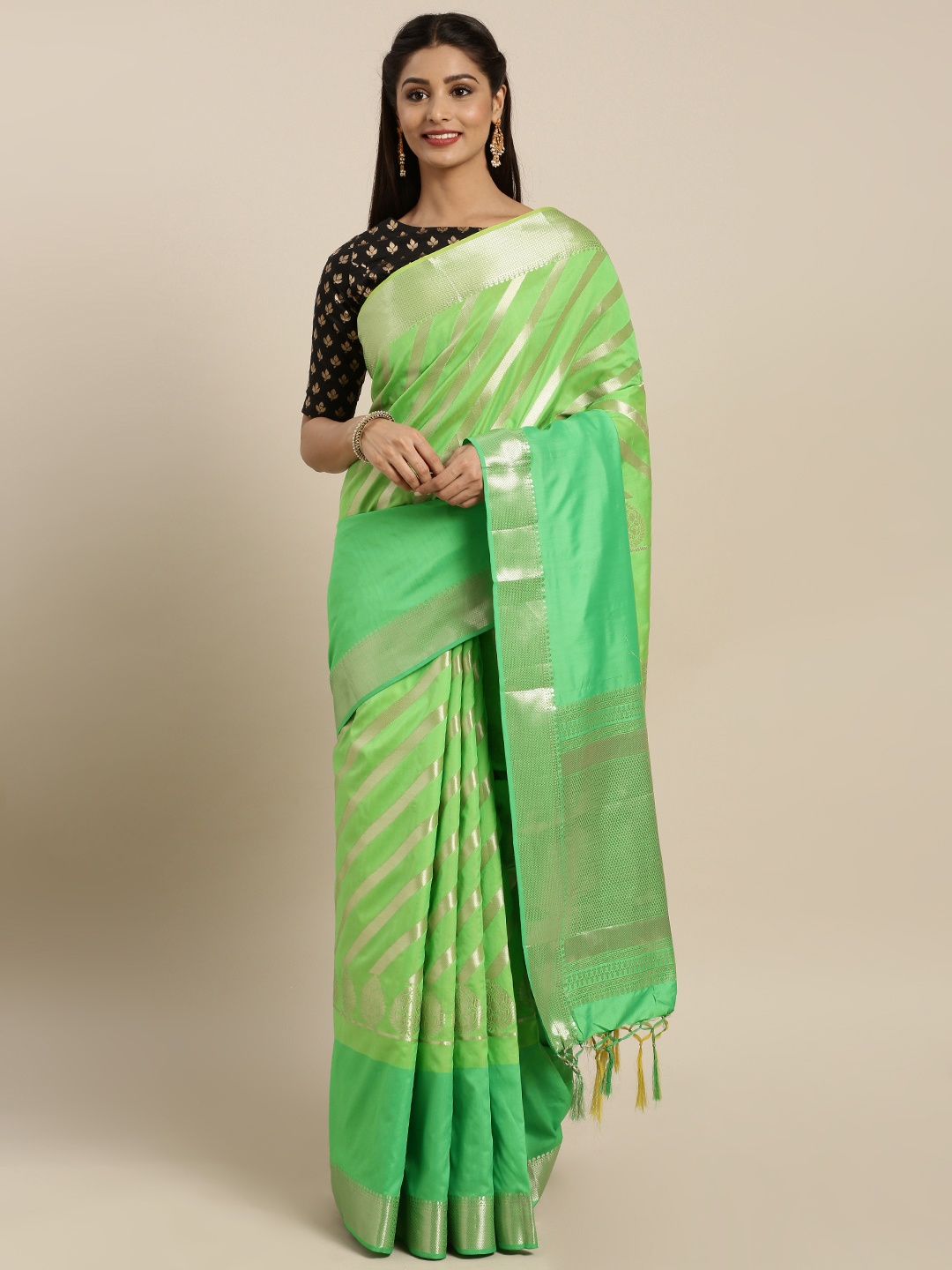 

Varkala Silk Sarees Green Silk Blend Woven Design Kanjeevaram Saree