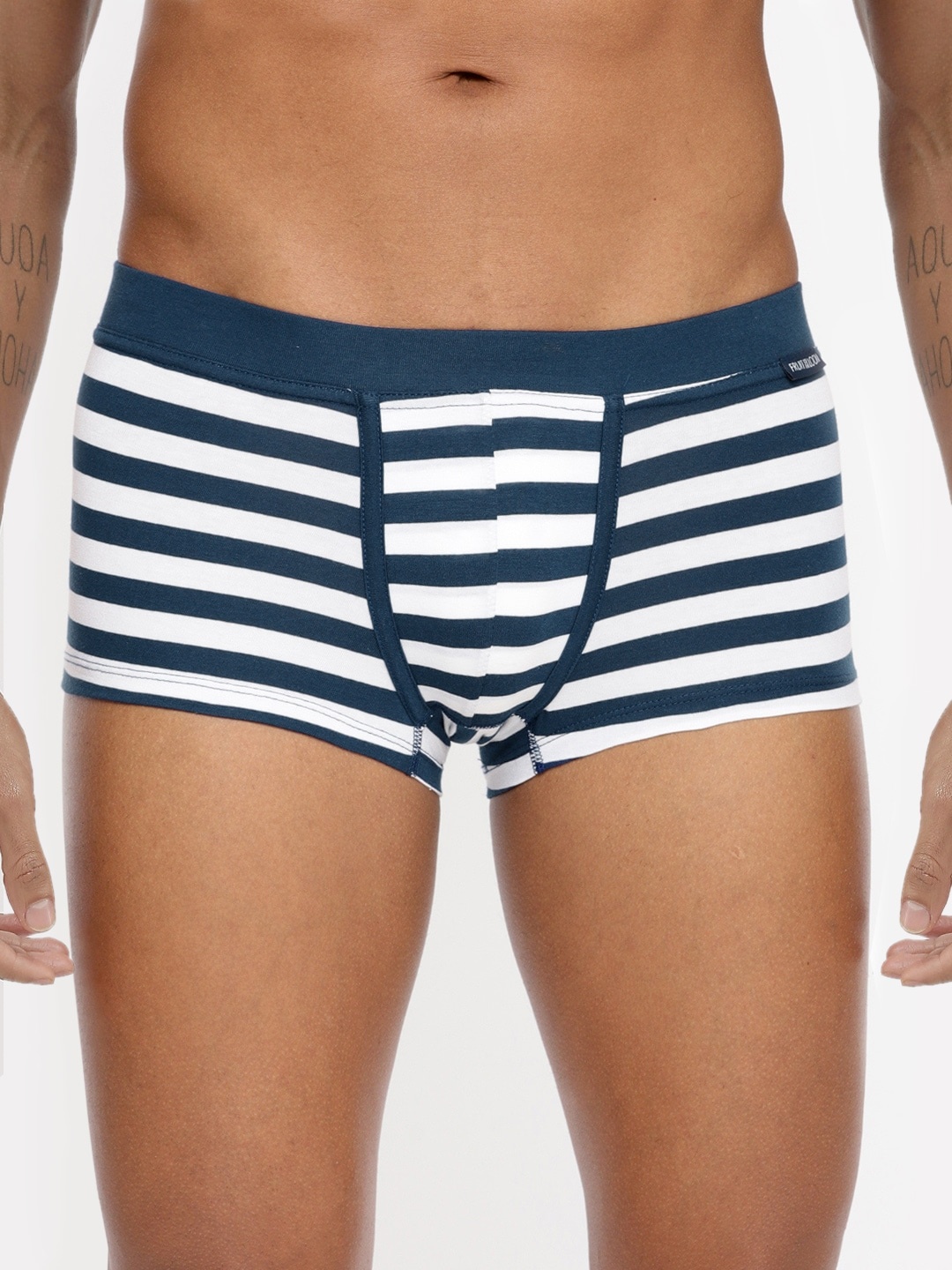 

Fruit of the loom Men Navy Blue & White Striped Trunks MTR19-A1S2
