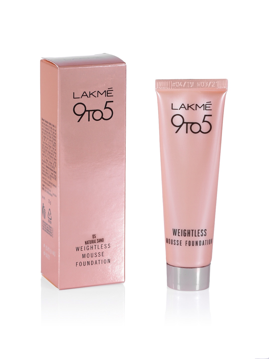

Lakme Women 9 to 5 Weightless Mousse Foundation - Natural Sand 05 25g, Peach