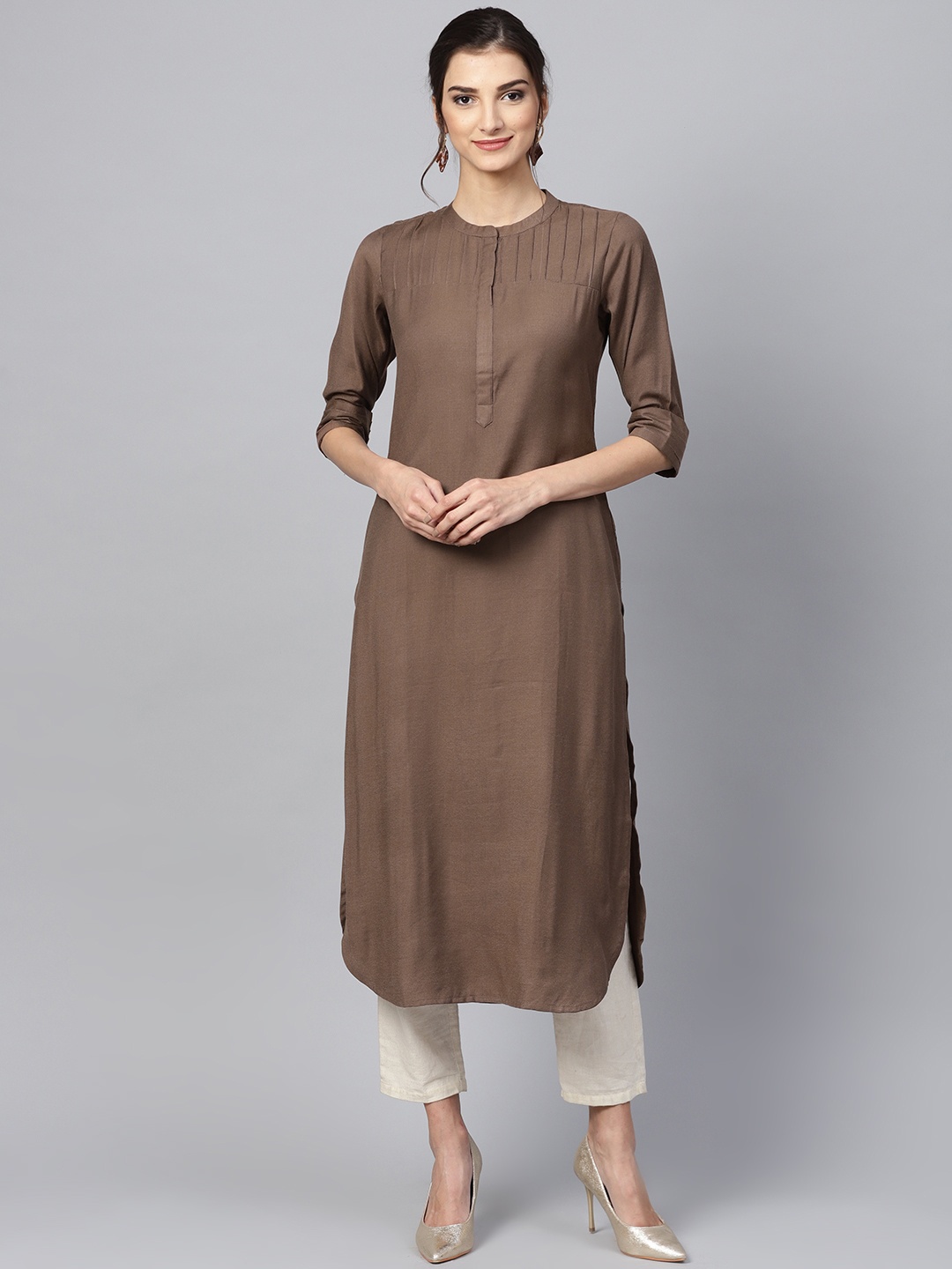 

Gerua By Libas Women Brown Solid Straight Kurta