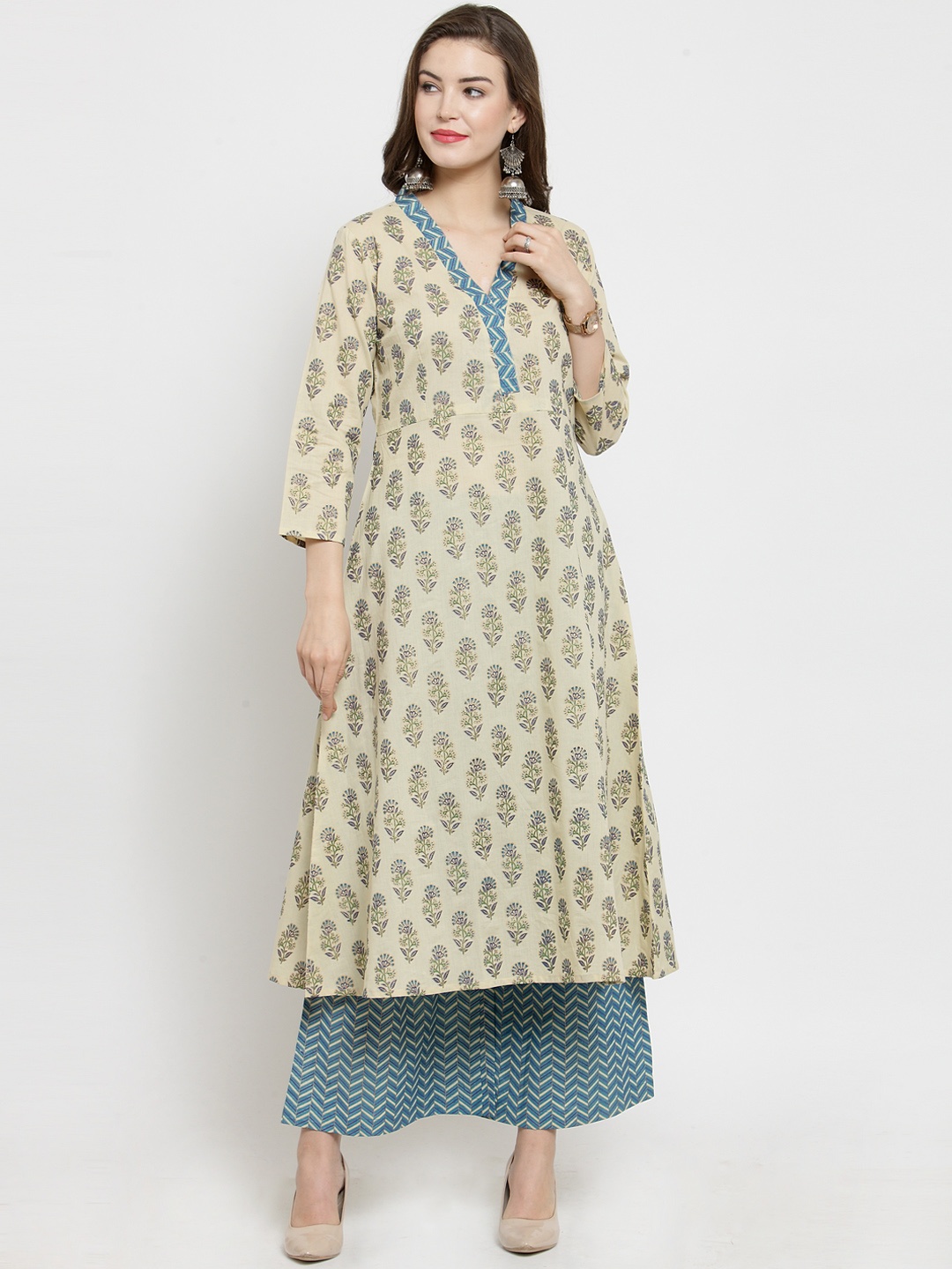 

Varanga Women Beige & Teal Green Printed Kurta with Palazzos