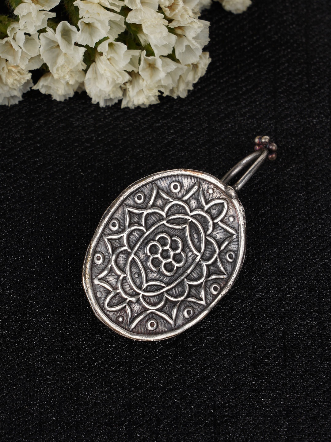 

FIROZA Oxidised Silver-Toned Textured Classic Clip-On Ear Cuff