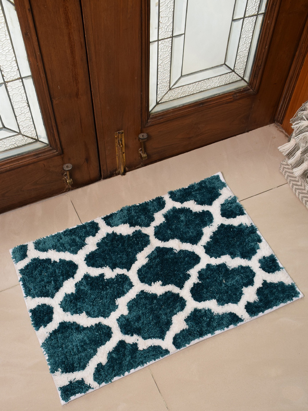 

Avira Home Teal Green & White Printed 1800 GSM Microfiber Anti-Skid Doormat