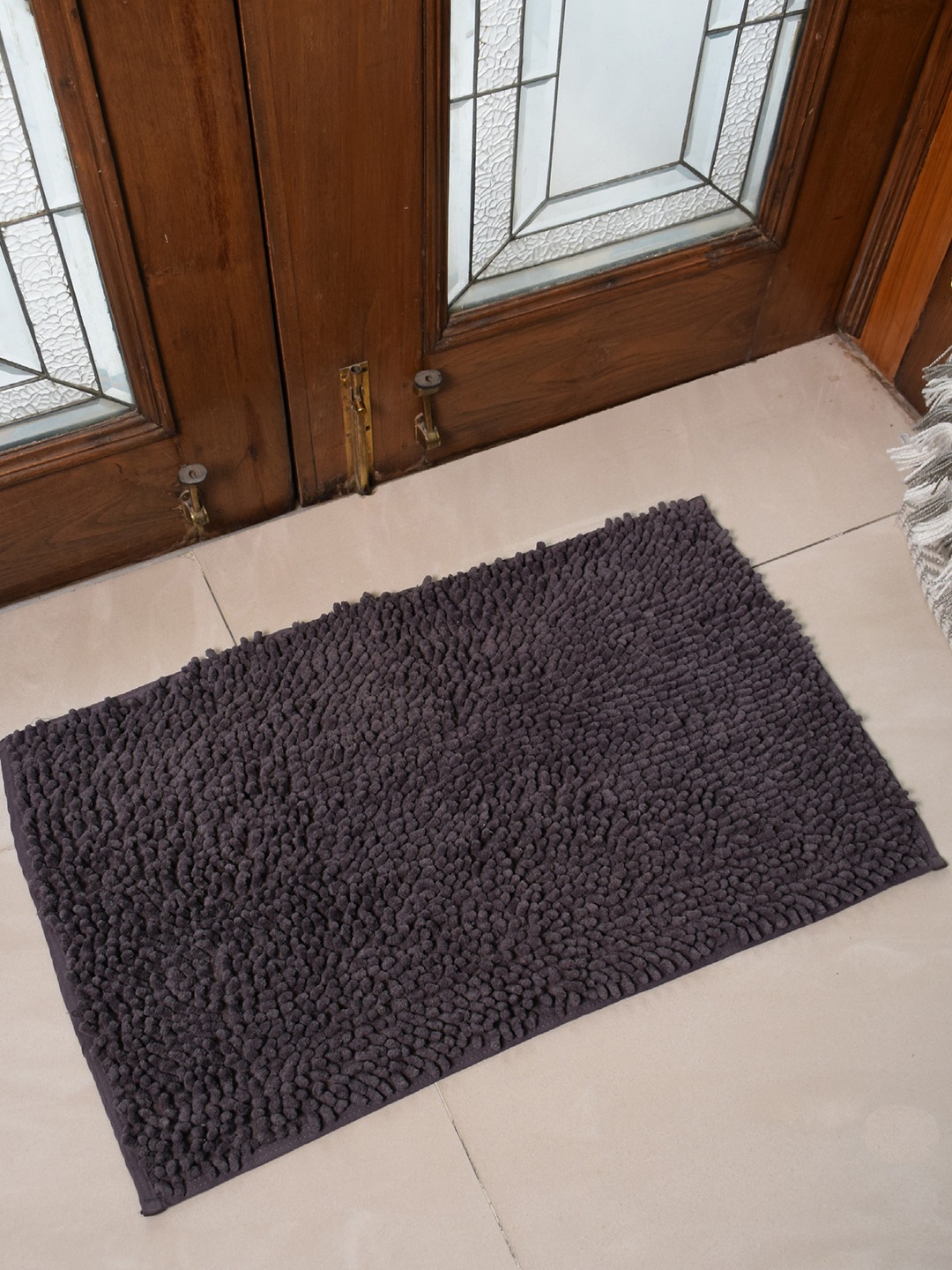 

Avira Home Grey Solid 1600GSM Microfiber Chennile Doormat