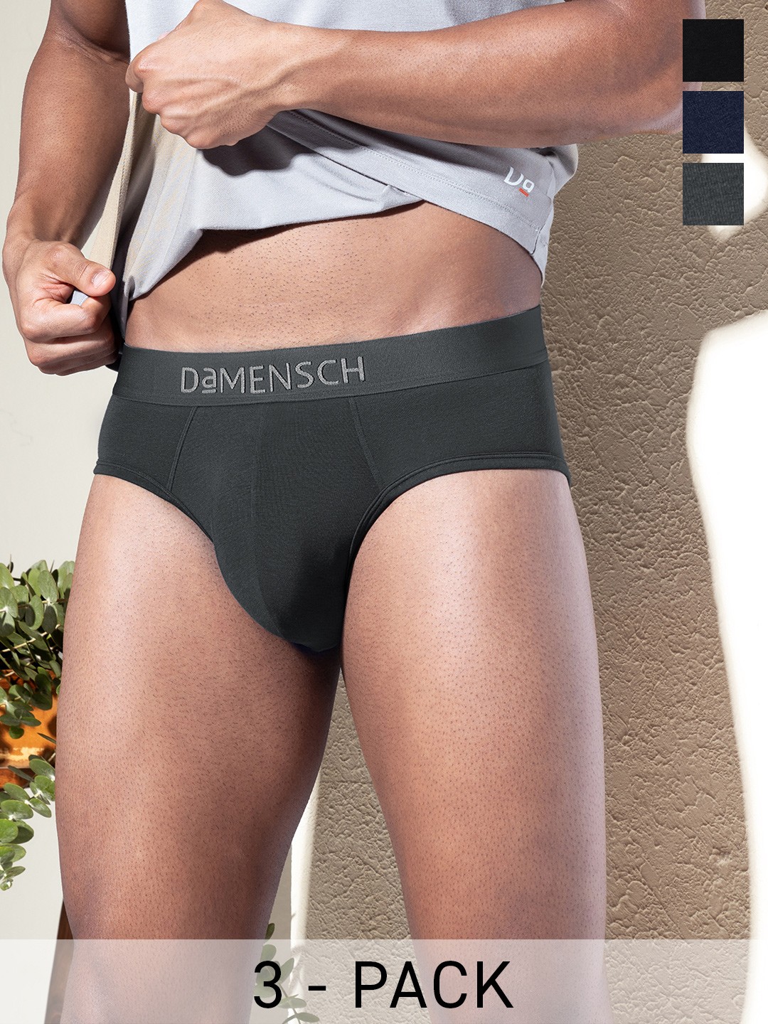 

DaMENSCH Pack of 3 DEO-SOFT Solid Premium Egyptian Cotton-Modal Blend Briefs, Black