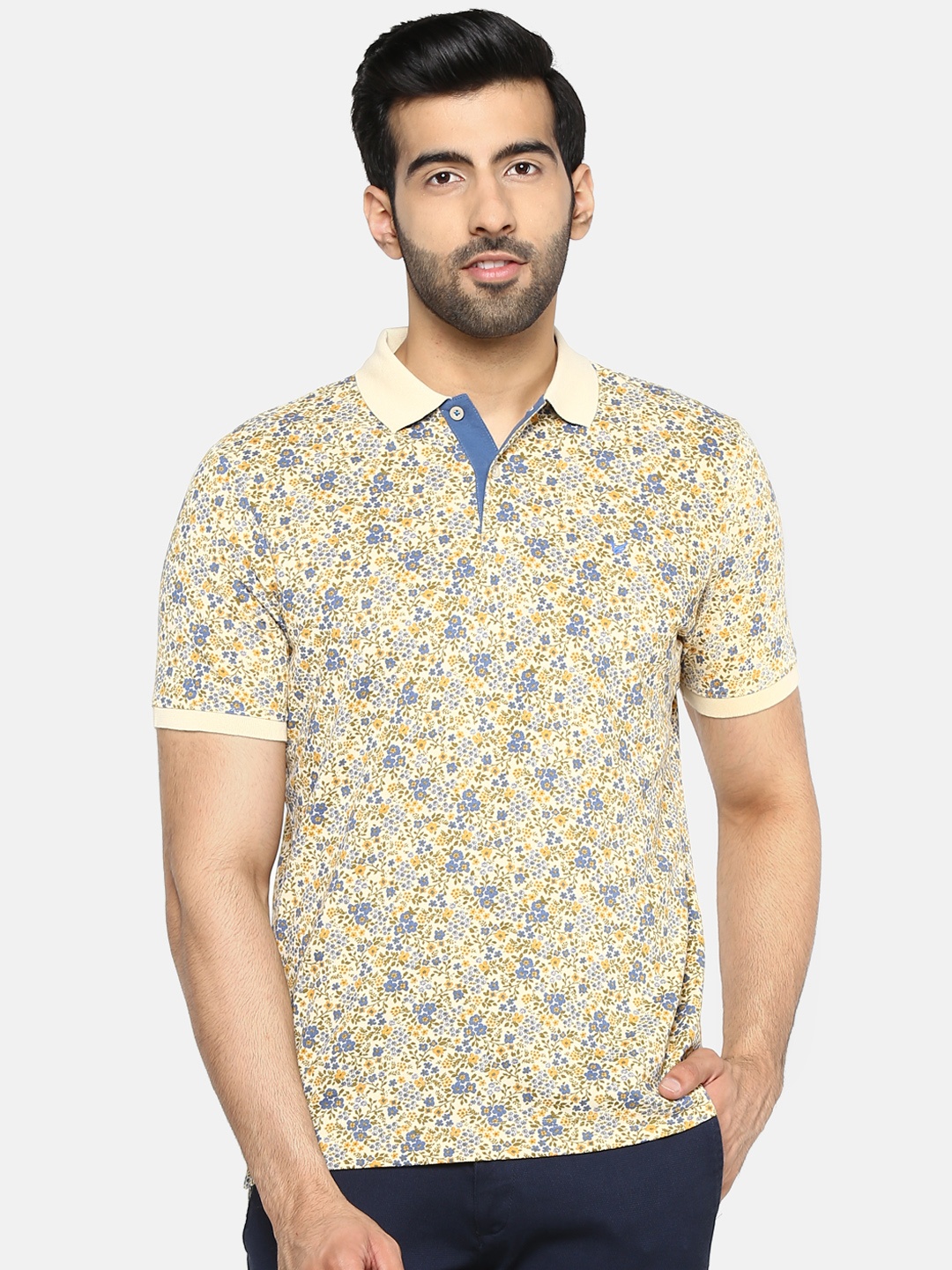 

Blackberrys Men Cream-Coloured & Blue Printed Polo Collar T-shirt