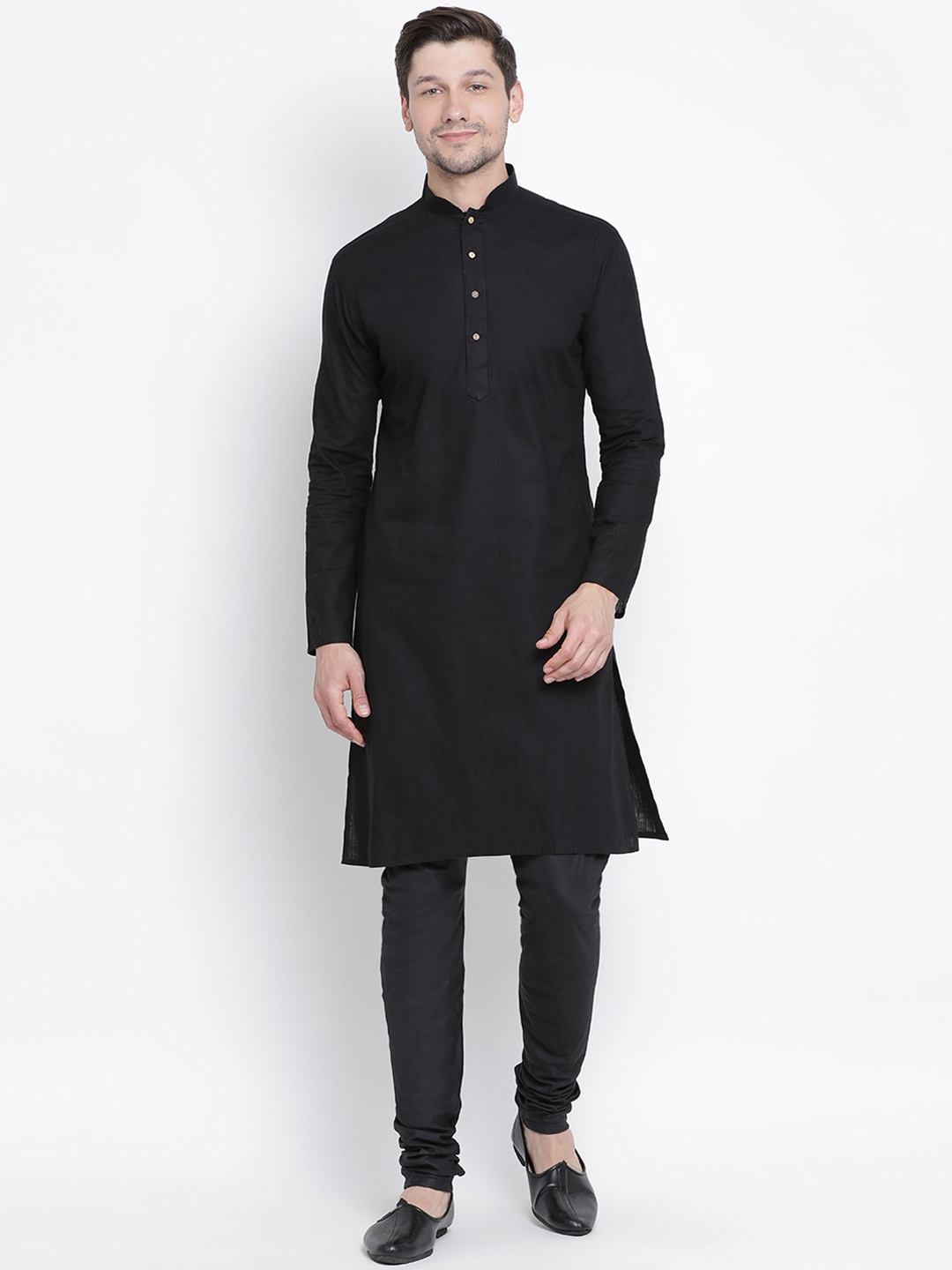 

VASTRAMAY Men Black Solid Kurta with Churidar