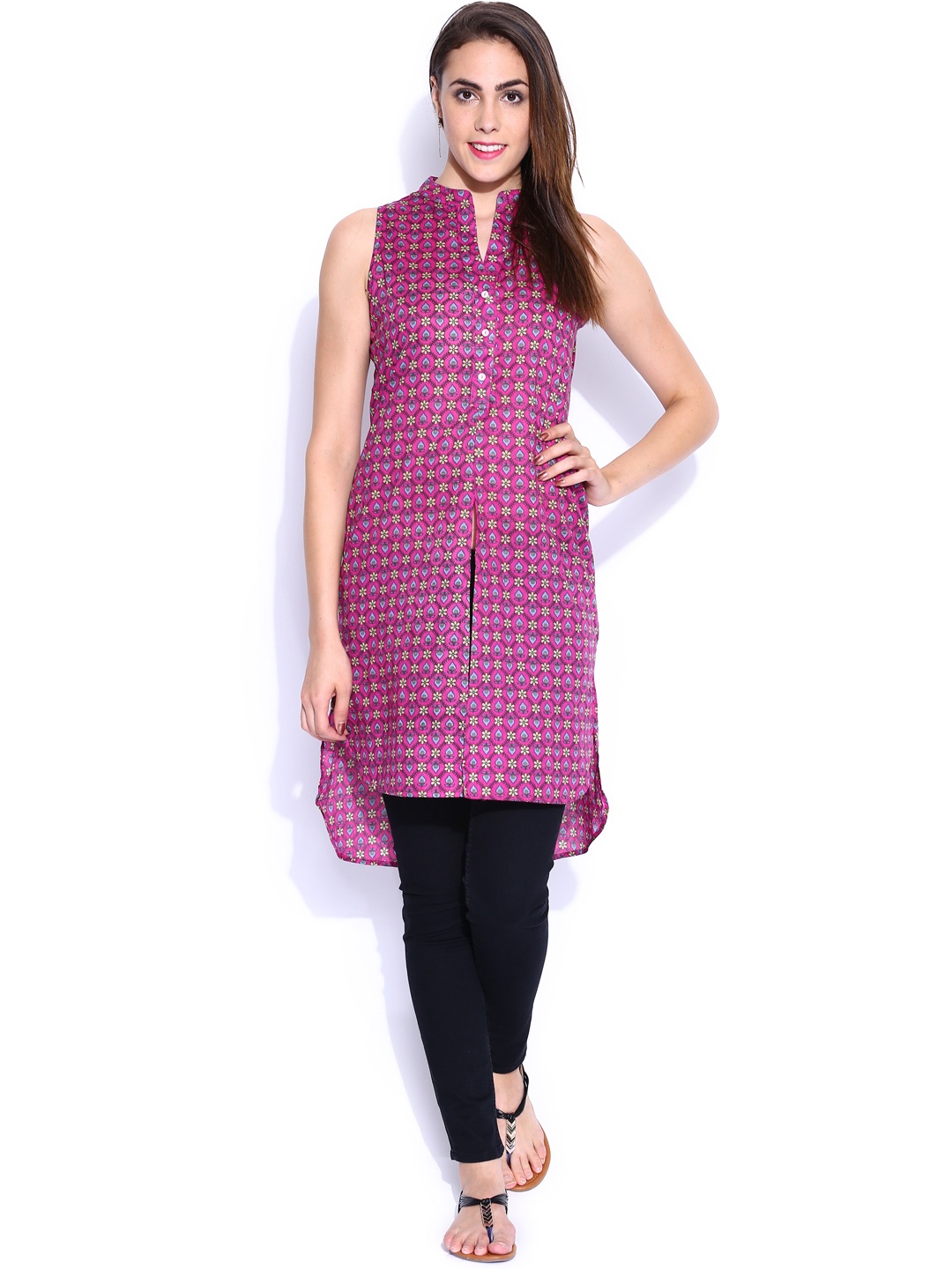

Vishudh Magenta Printed Kurta