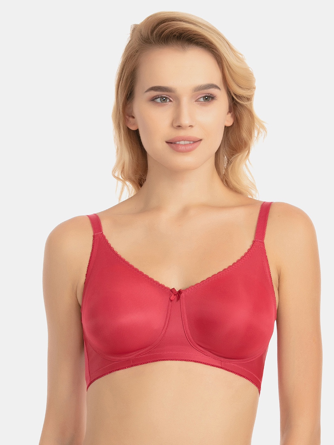 

Zivame Red Solid Non-Wired Non Padded Everyday Bra ZI0100G0QKZIRED