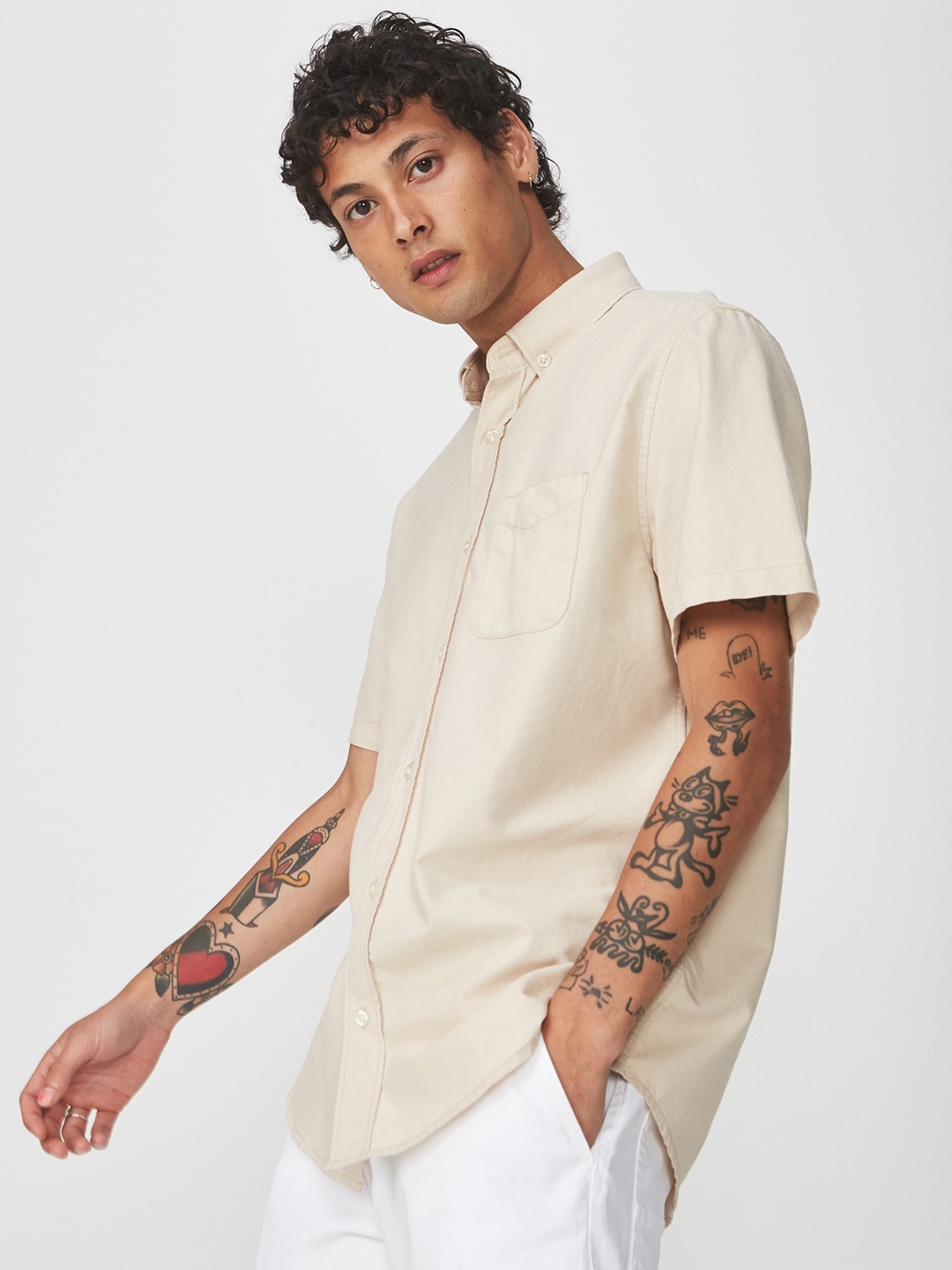 

COTTON ON Men Beige Slim Fit Solid Casual Shirt
