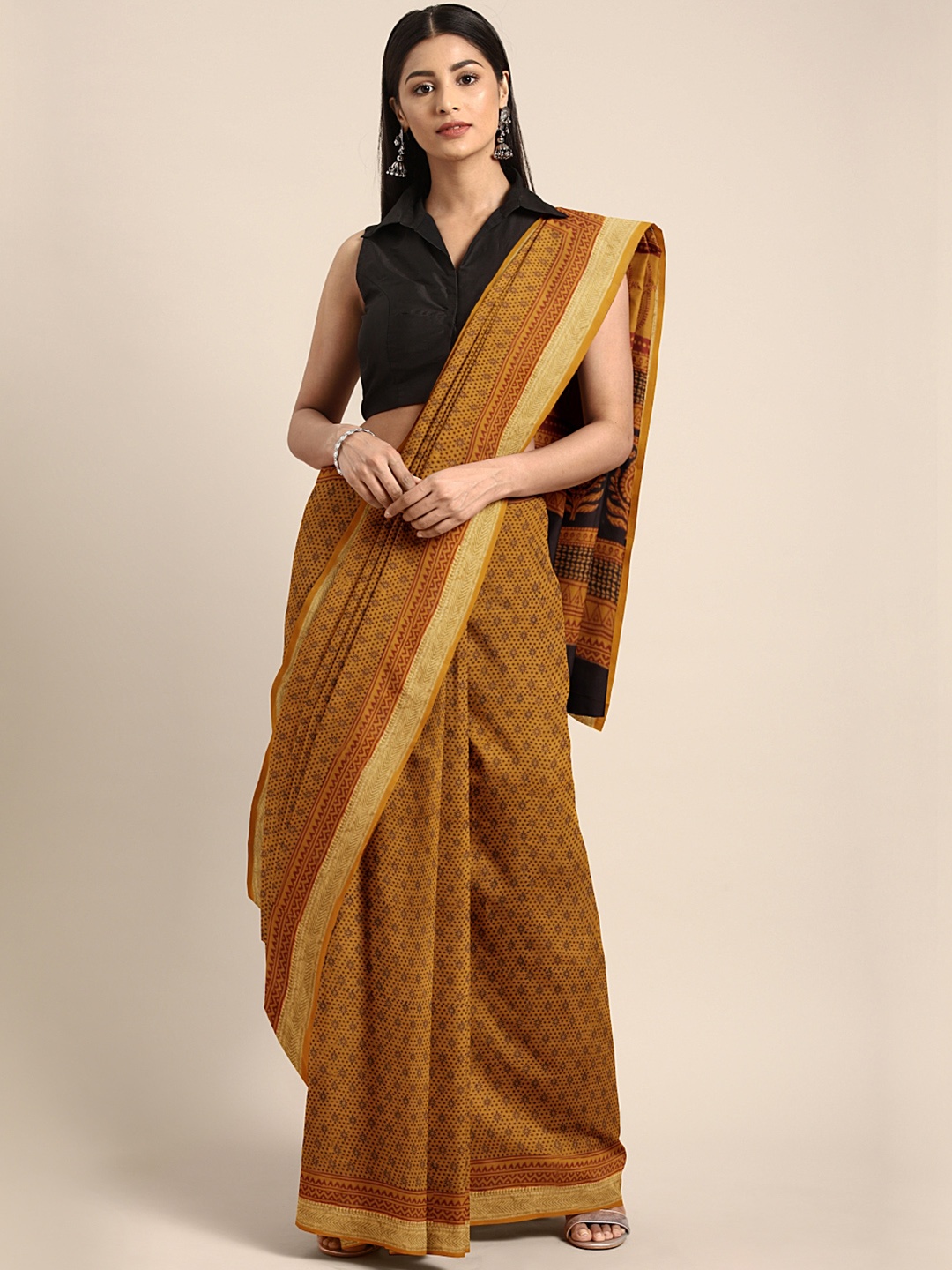 

Kalakari India Mustard Yellow & Black Handblock Print Maheshwari Saree