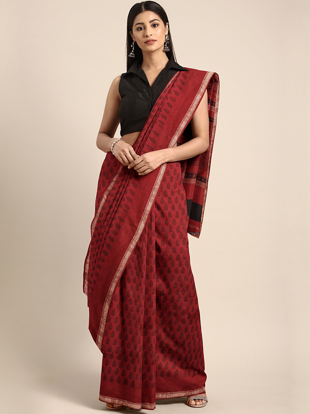 

Kalakari India Maroon & Black Handblock Print Maheshwari Saree