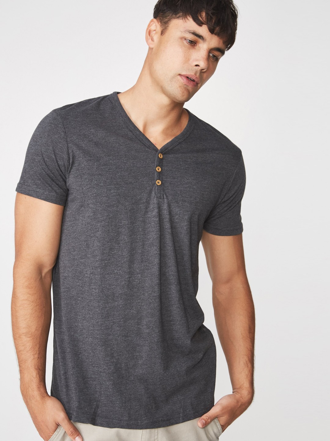 

COTTON ON Men Charcoal Solid Henley Neck T-shirt