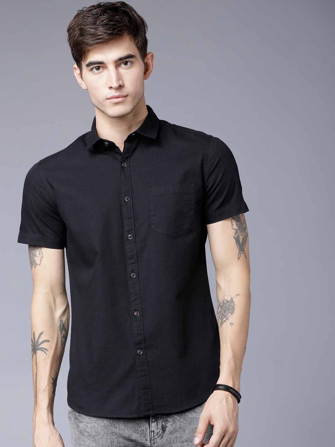 

Black coffee Men Black Slim Fit Solid Casual Shirt