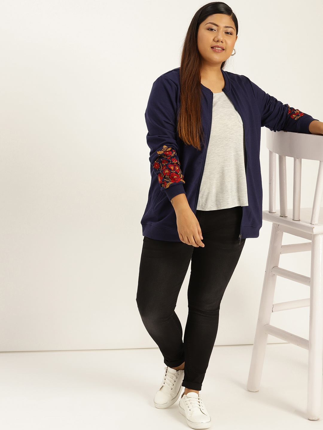 

Sztori Plus Size Women Navy Blue Solid Sweatshirt