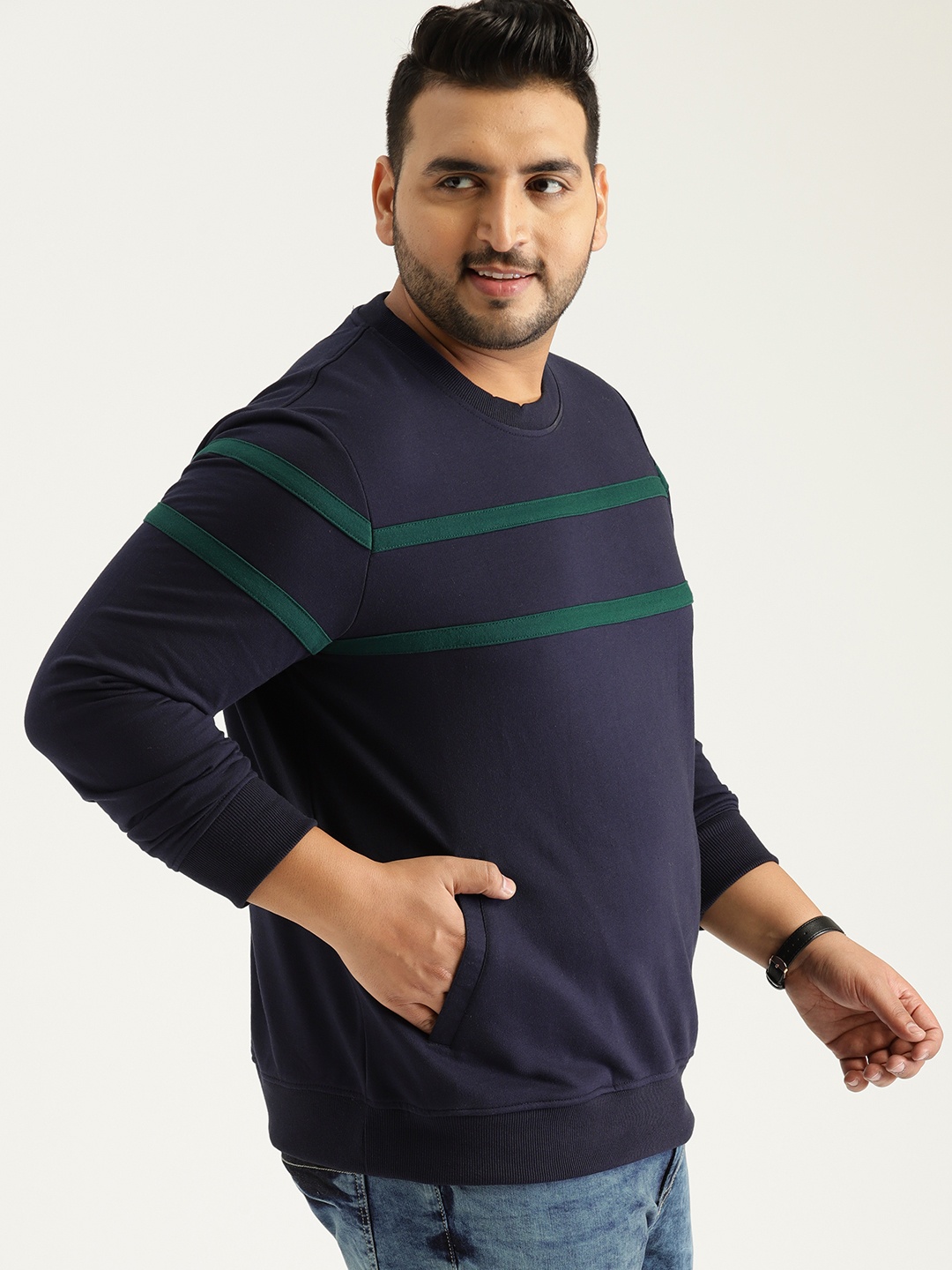 

Sztori Plus Size Men Navy Blue Solid Sweatshirt