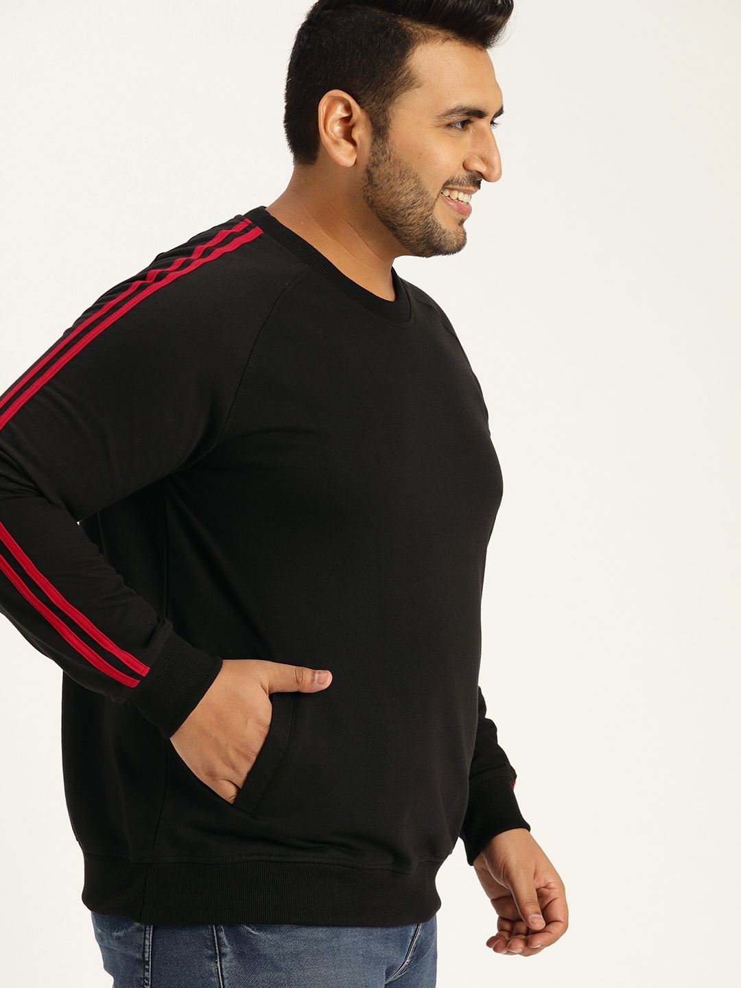 

Sztori Plus Size Men Black Solid Sweatshirt