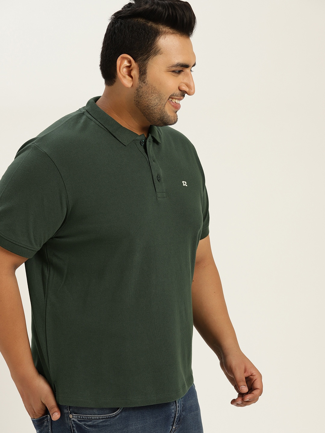 

Sztori Plus Size Men Green Solid Polo Collar T-shirt