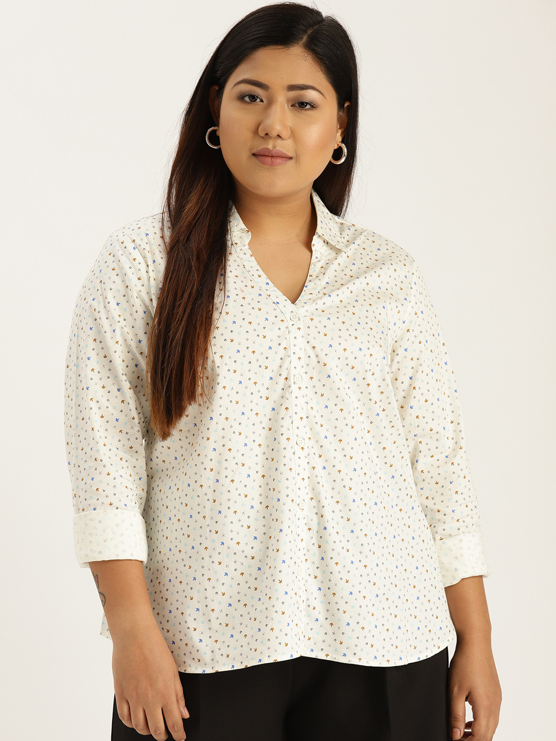 

Sztori Plus Size Women Off-White Blue Regular Fit Printed Casual Shirt